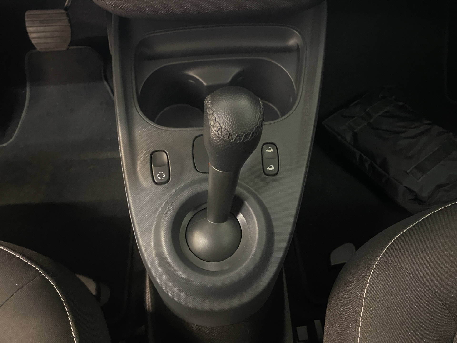 SMART Fortwo Cabrio 0.9 Passion twinamic-image-9