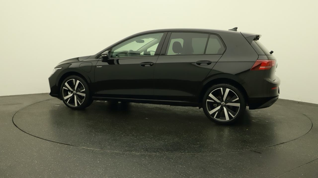 VW Golf VIII 1.5 TSI PHEV Limited-image-2