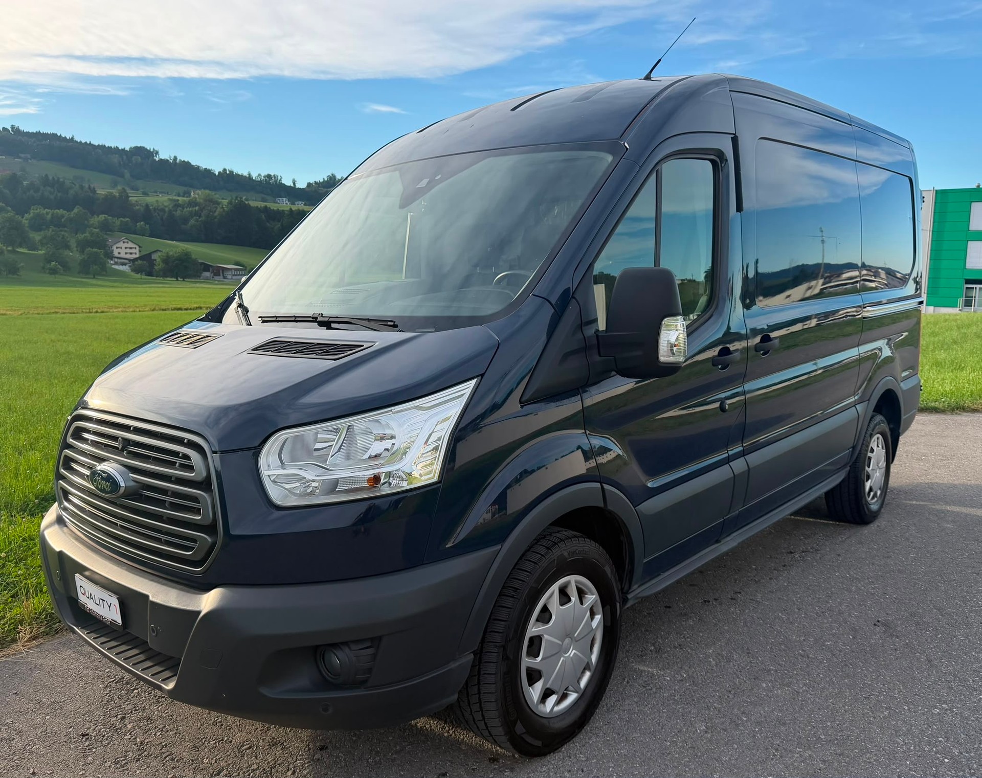 FORD Transit Van 350 L2 Trend 2.0 TDCi 170 4WD-image-1