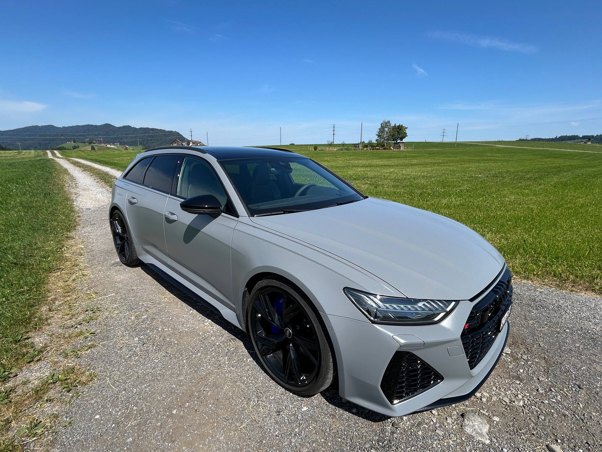 AUDI 4.0 V8 TFSI quattro T-Tronic-image-0