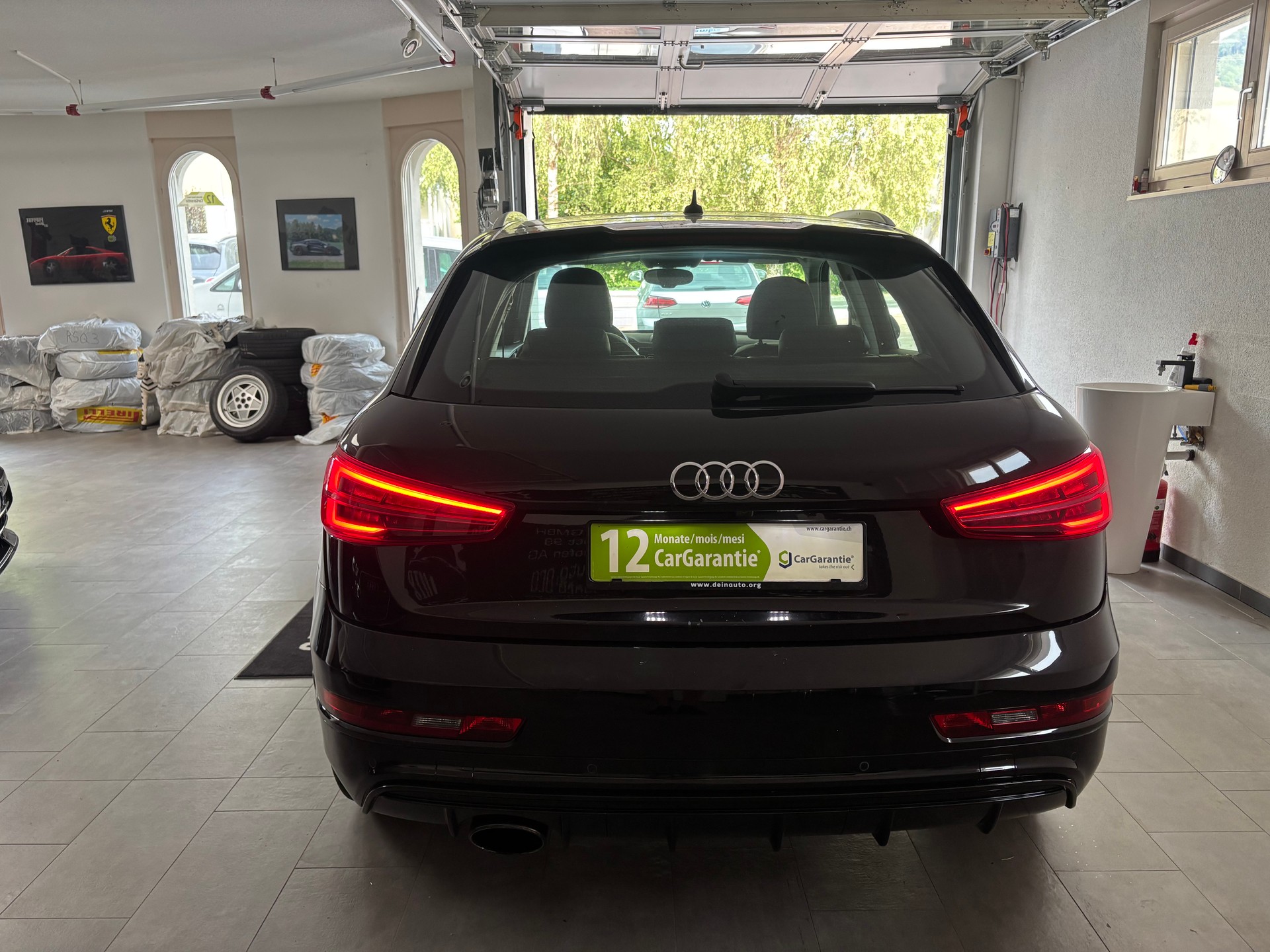 AUDI RS Q3 2.5 TFSI quattro S-tronic-image-3