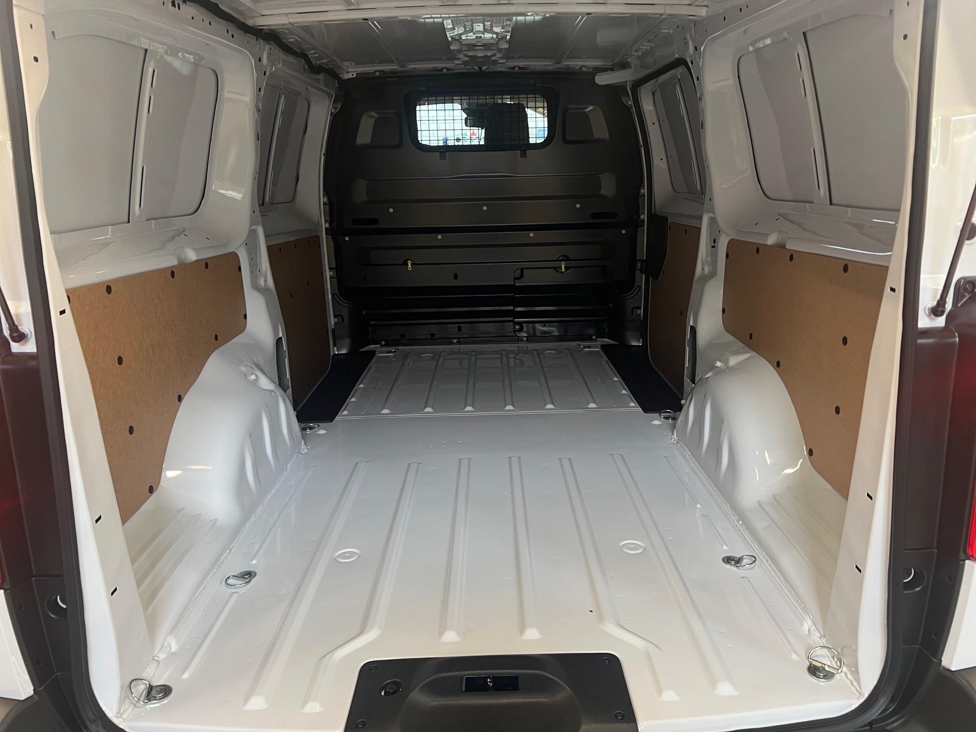 TOYOTA Proace 2.2D Panel Van Long Advanced Automat-image-10