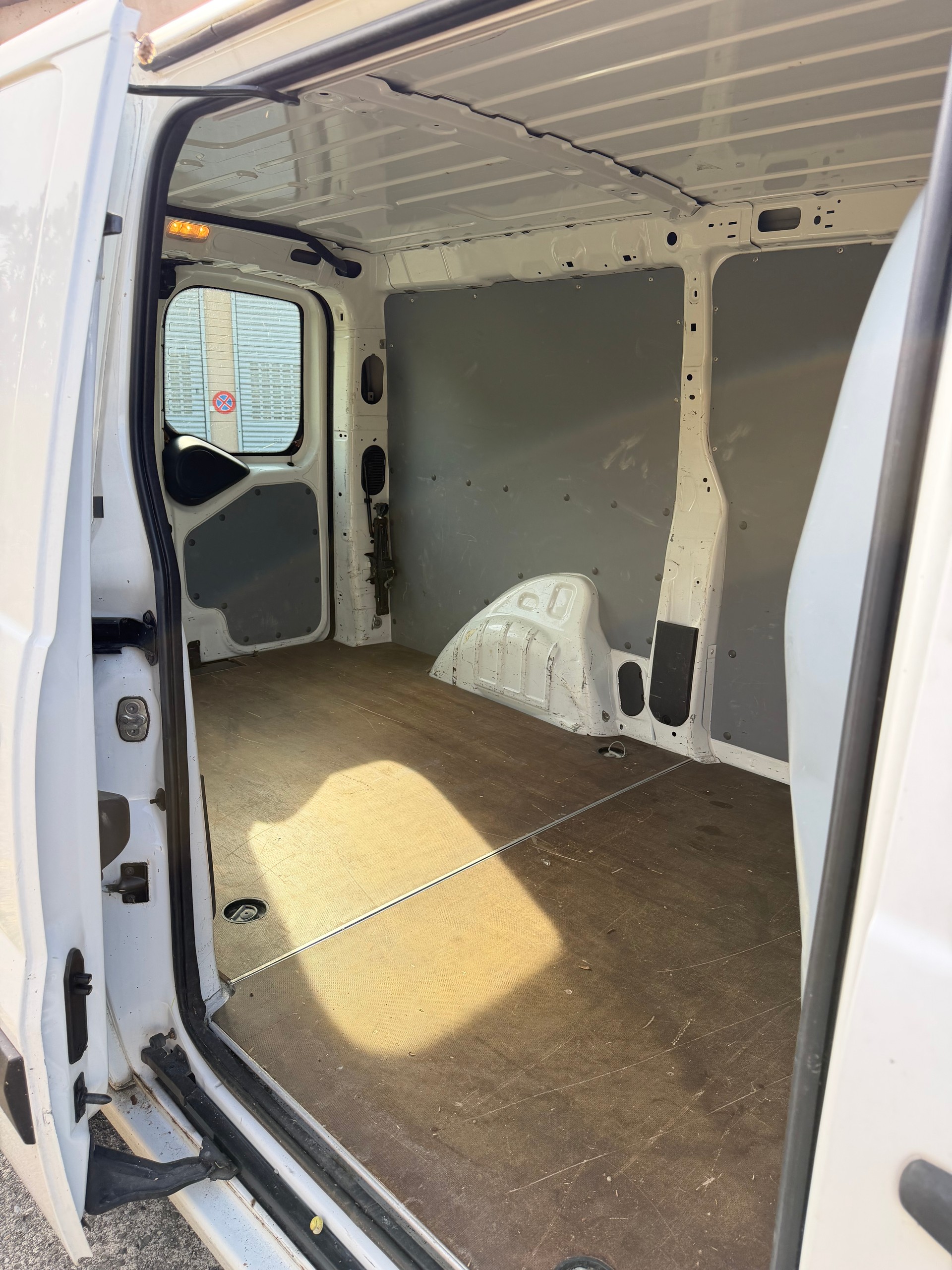 FIAT Scudo 2.0 MJ Comfort 1.2t-image-10