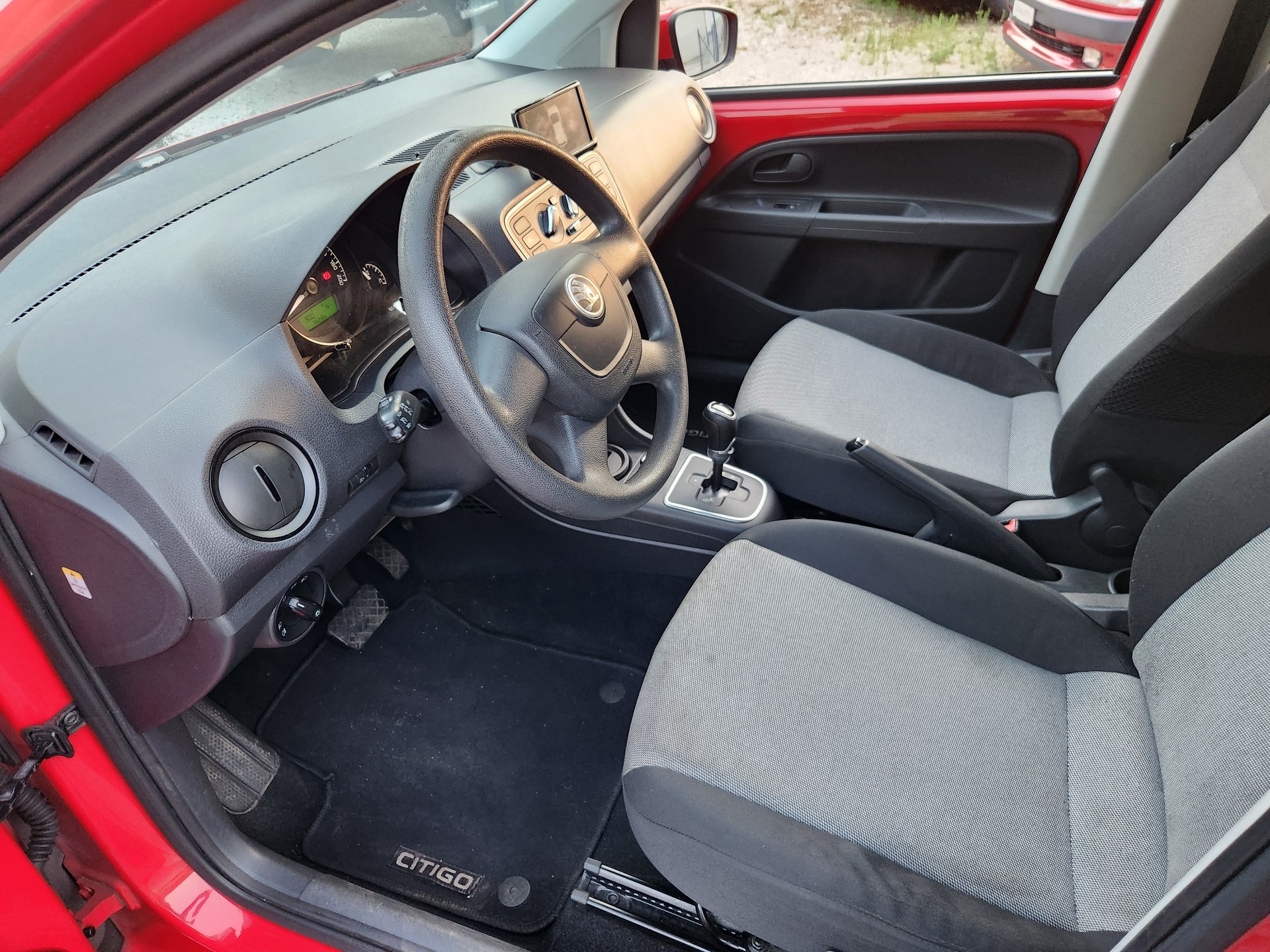 SKODA Citigo 1.0 Active ASG-image-9