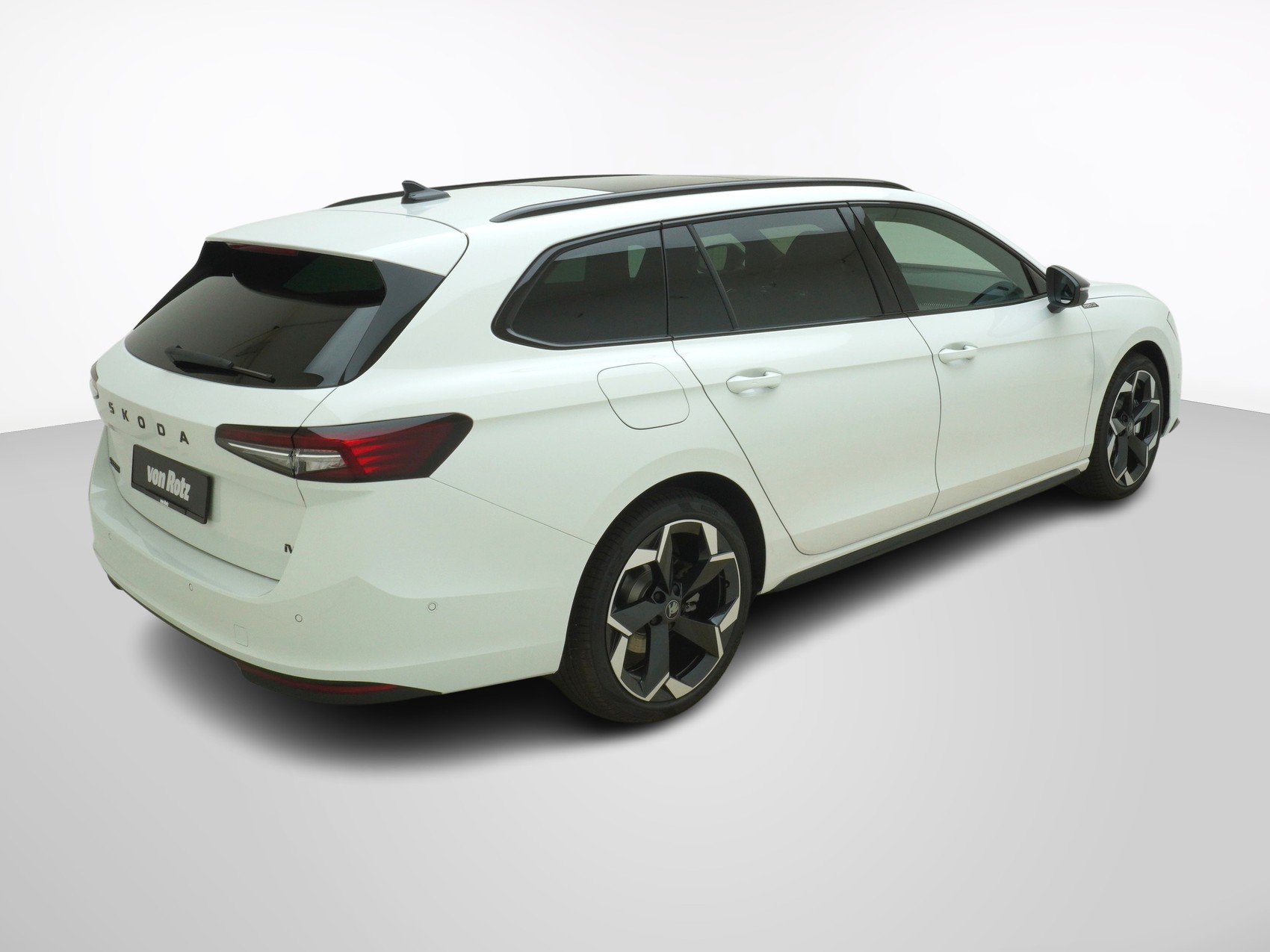 SKODA Superb 1.5 TSI Plug-in-Hybrid Sportline DSG-image-5