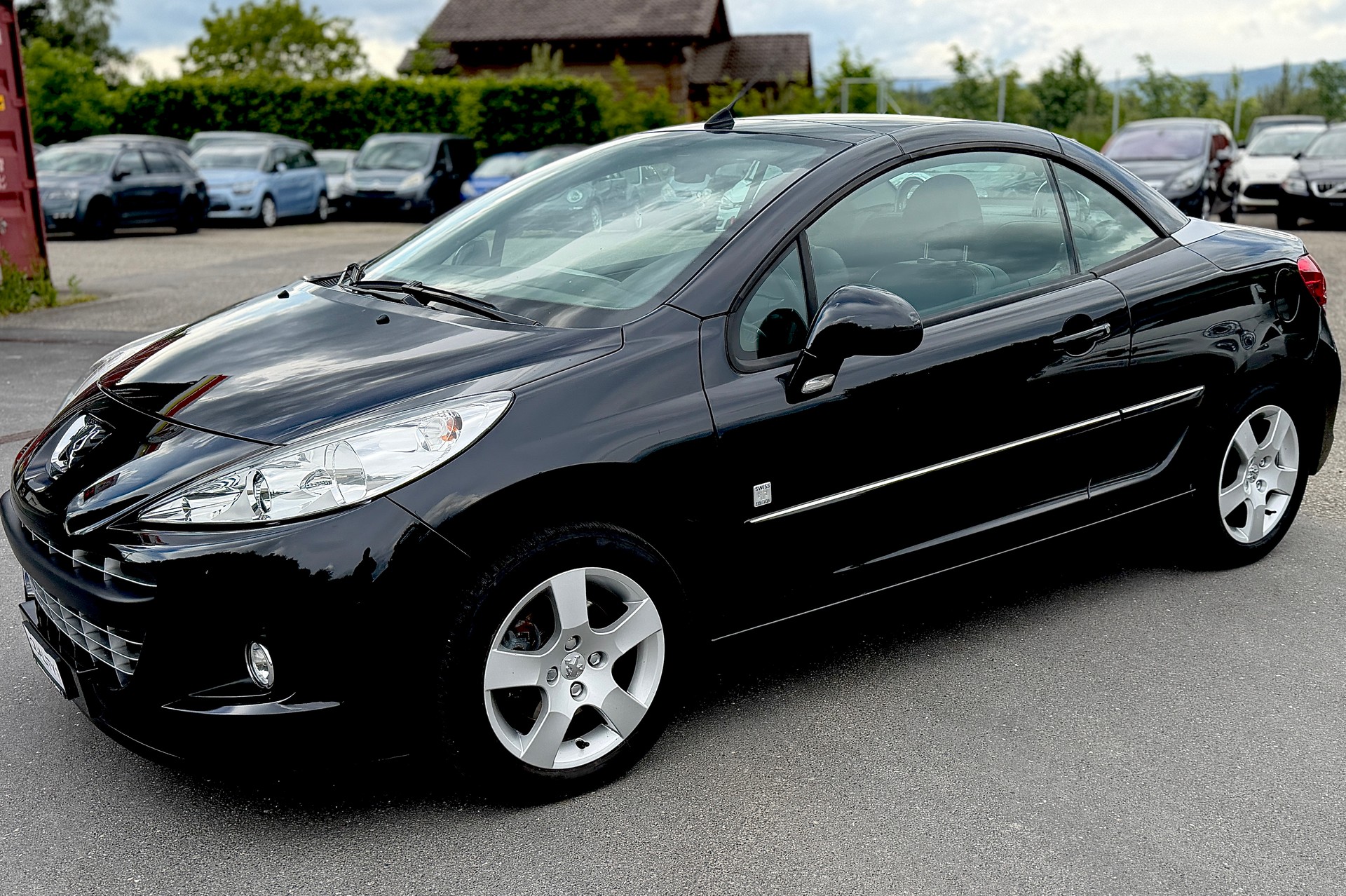 PEUGEOT 207 CC 1.6 16V Swiss Edition-image-9