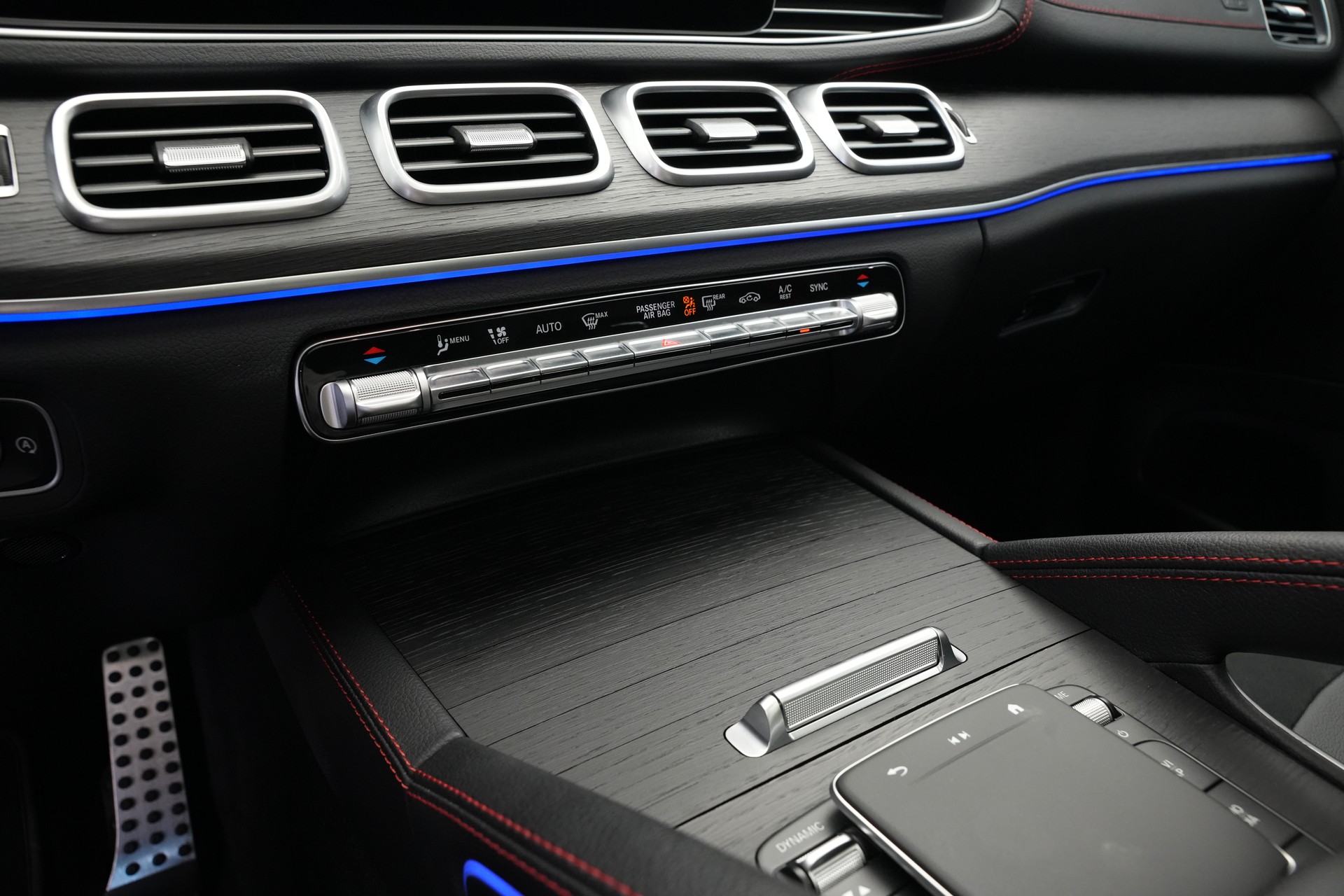 MERCEDES-BENZ GLE 53 AMG 4Matic+ 9G-Speedshift-image-27