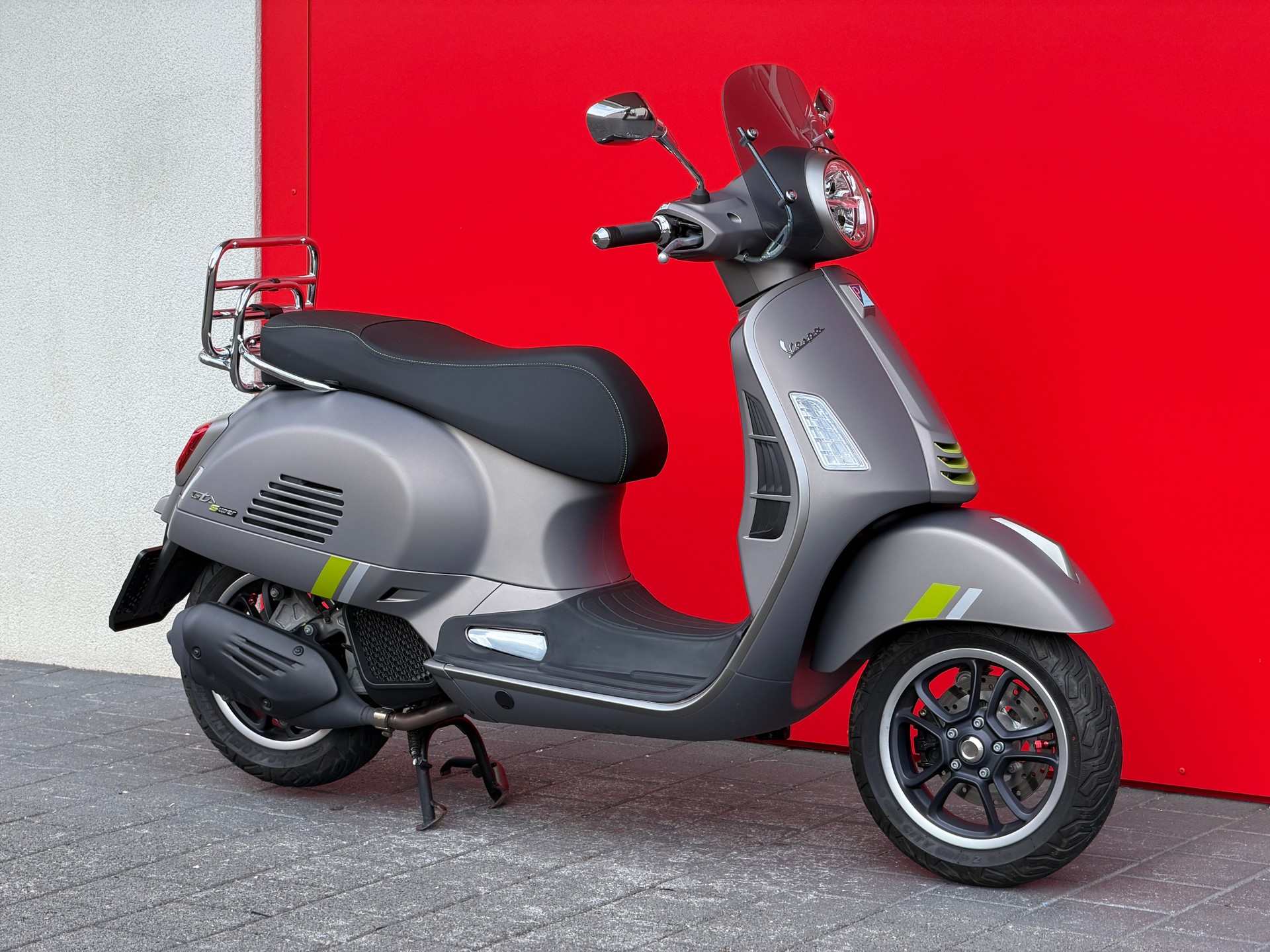 PIAGGIO Vespa GTS 125 Super Tech ABS-image-10
