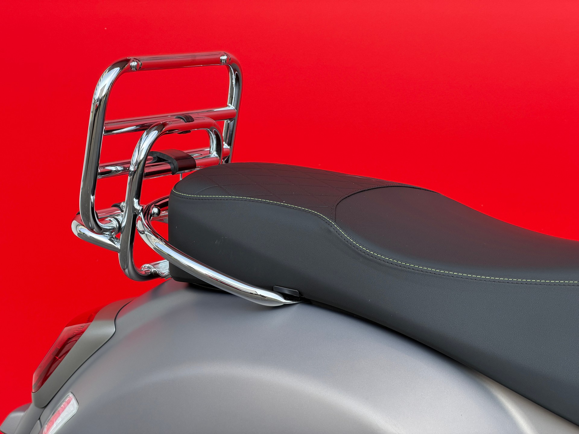 PIAGGIO Vespa GTS 125 Super Tech ABS-image-5