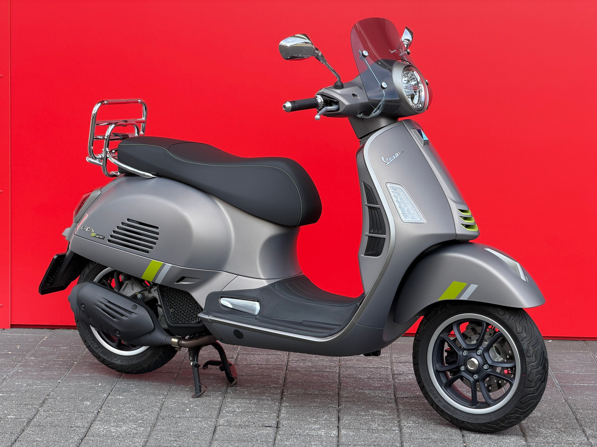 PIAGGIO Vespa GTS 125 Super Tech ABS-showroom-element-1