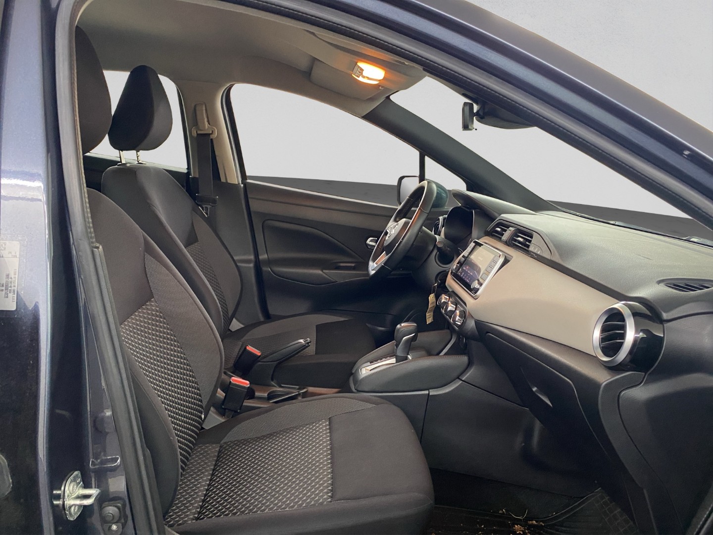 NISSAN Micra IG-T acenta Xtronic-image-13