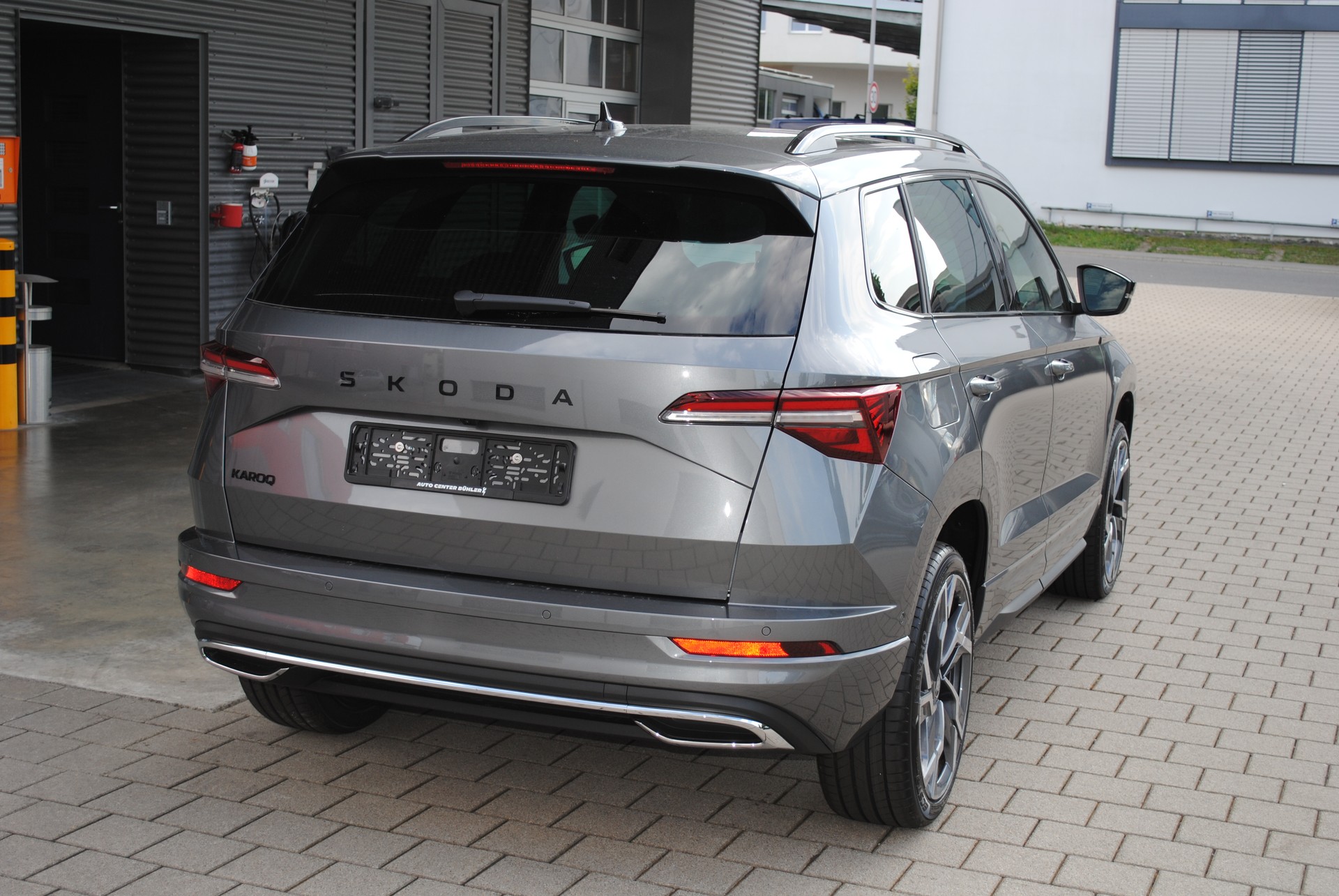 SKODA Karoq 1.5 TSI SportLine DSG-image-5