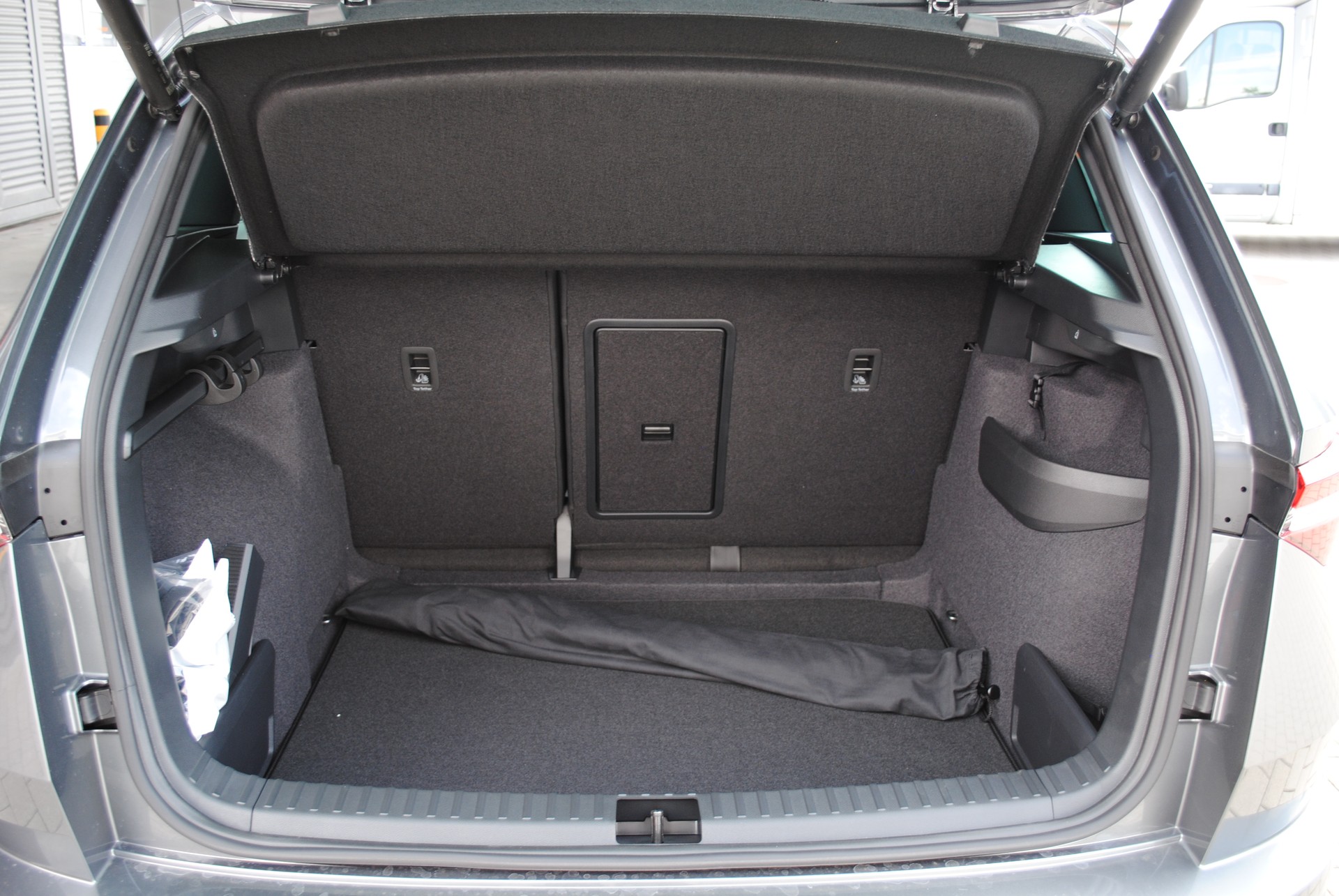 SKODA Karoq 1.5 TSI SportLine DSG-image-18