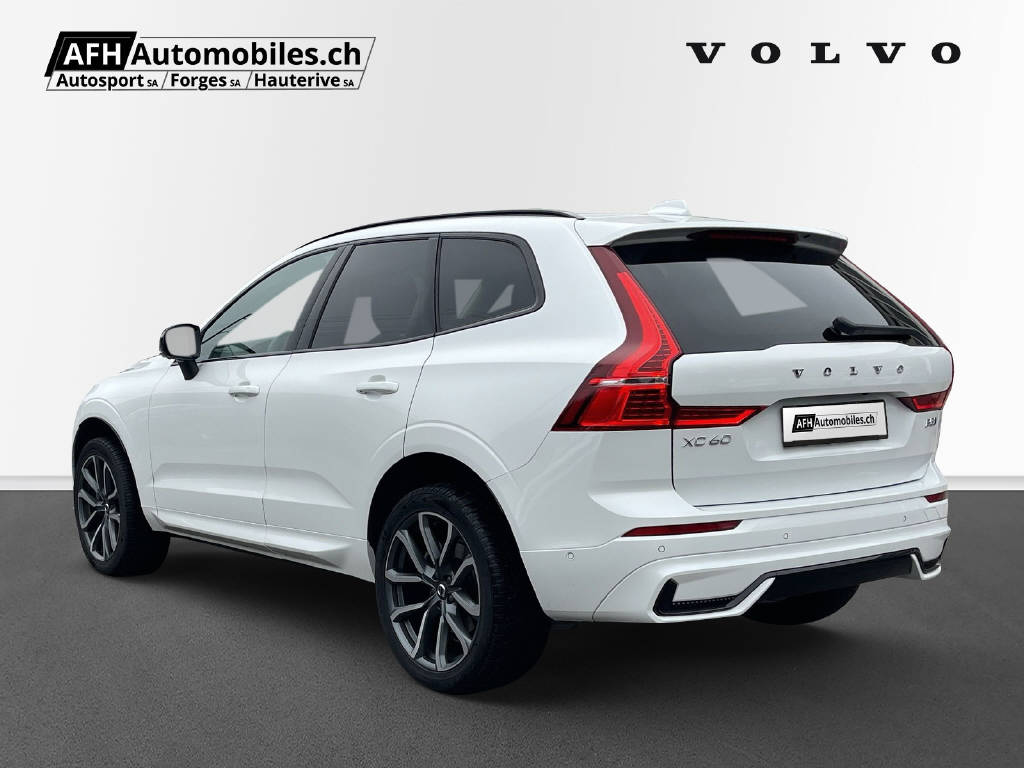 VOLVO XC60 2.0 B5 MH Ultimate Dark AWD-showroom-element-1