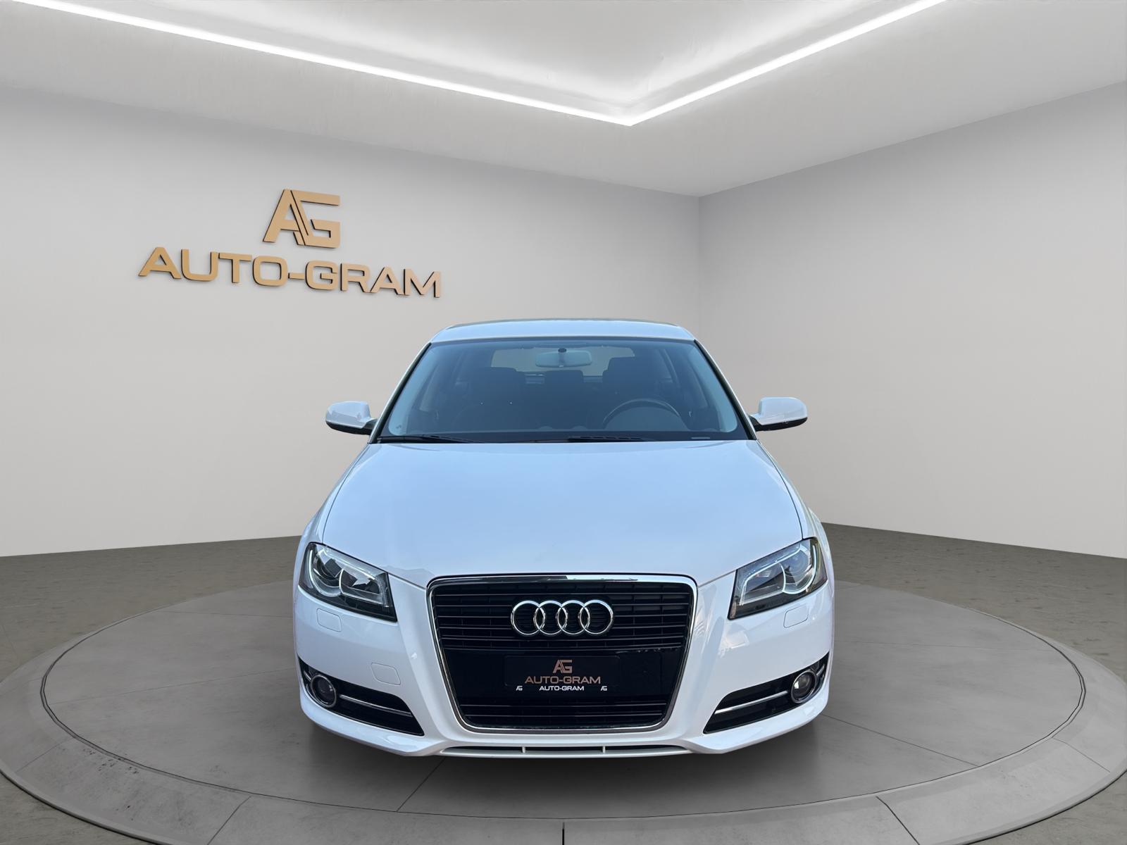 AUDI A3 Sportback 1.4 TFSI Attraction-image-7