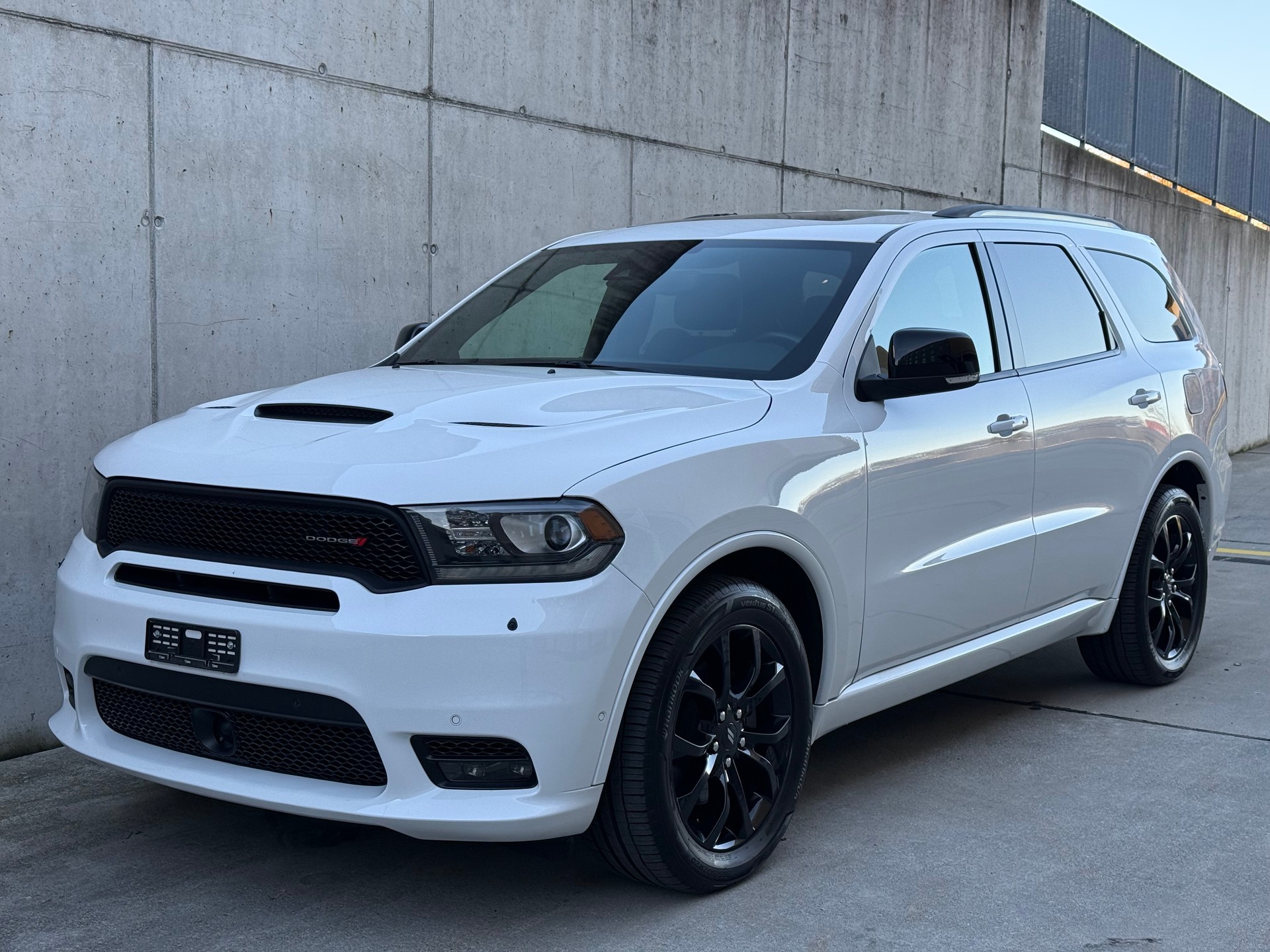 DODGE Durango R/T-image-0