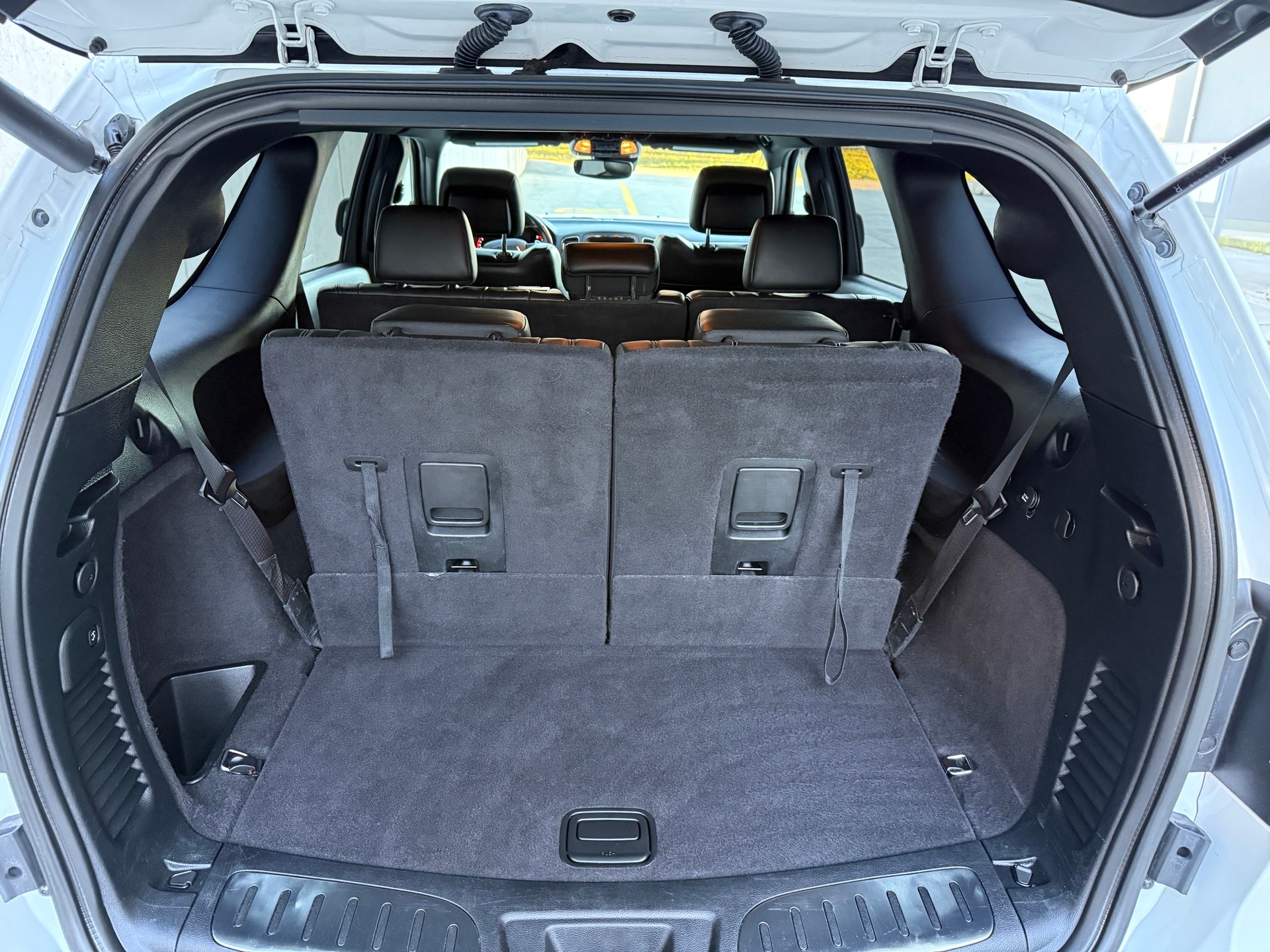 DODGE Durango R/T-image-12