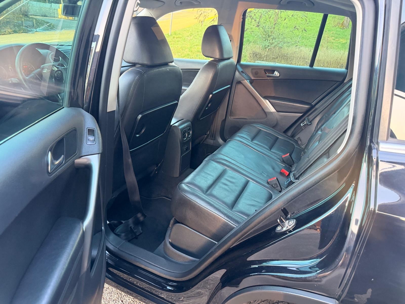 VW Tiguan 2.0 TDI Sport&Style-image-10