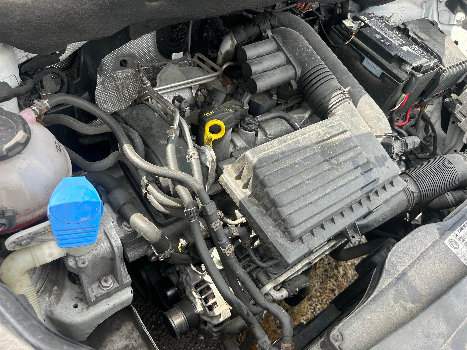 VW Caddy 1.2 TSI BlueMotion Technology-image-10
