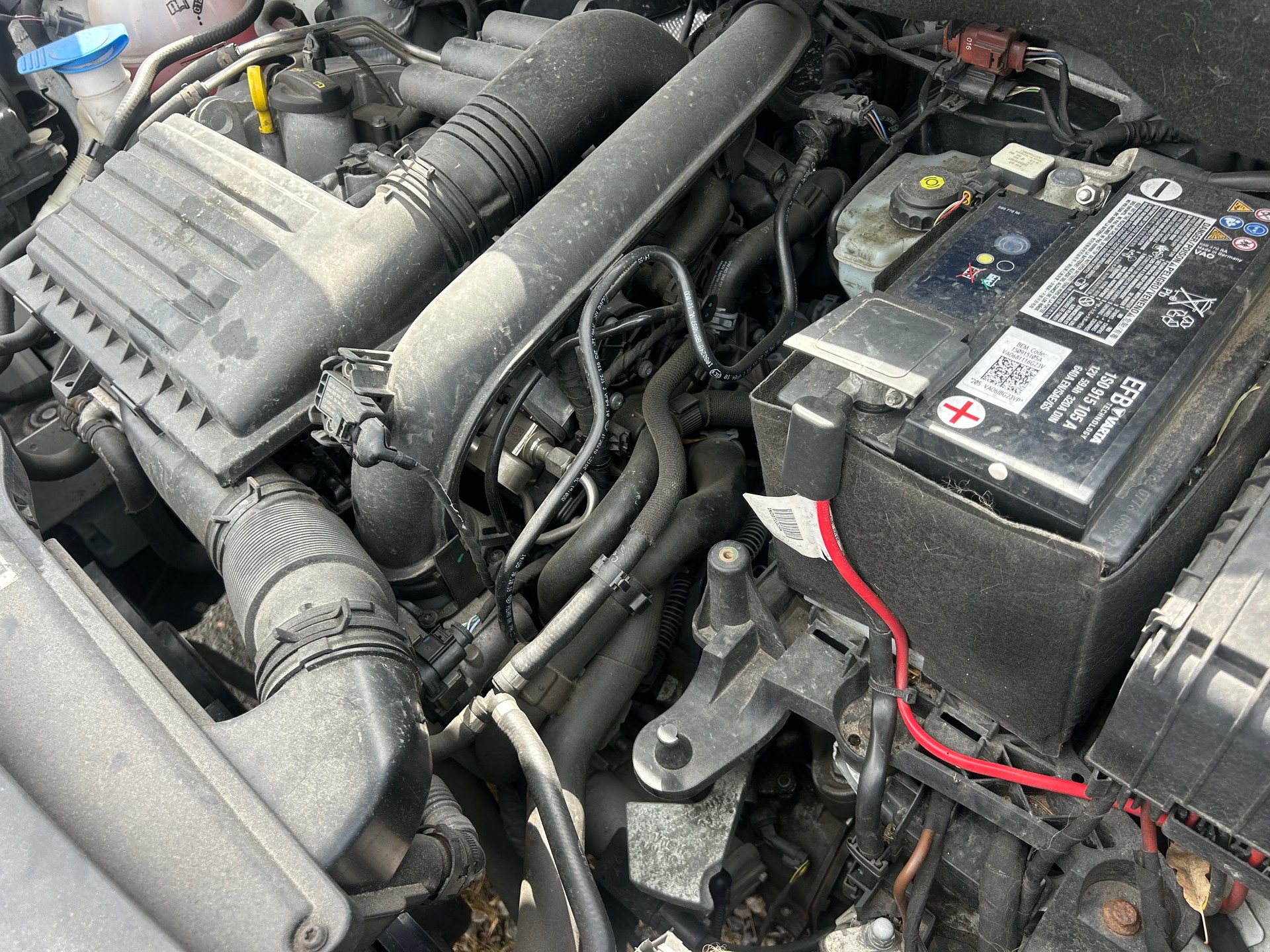 VW Caddy 1.2 TSI BlueMotion Technology-image-11