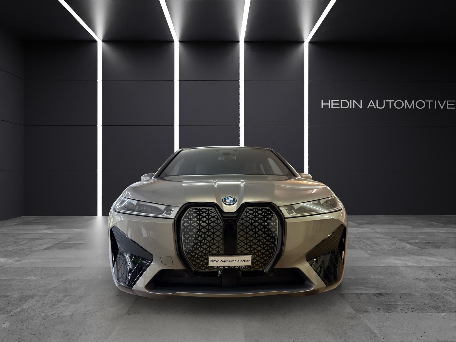 BMW iX M60-image-7