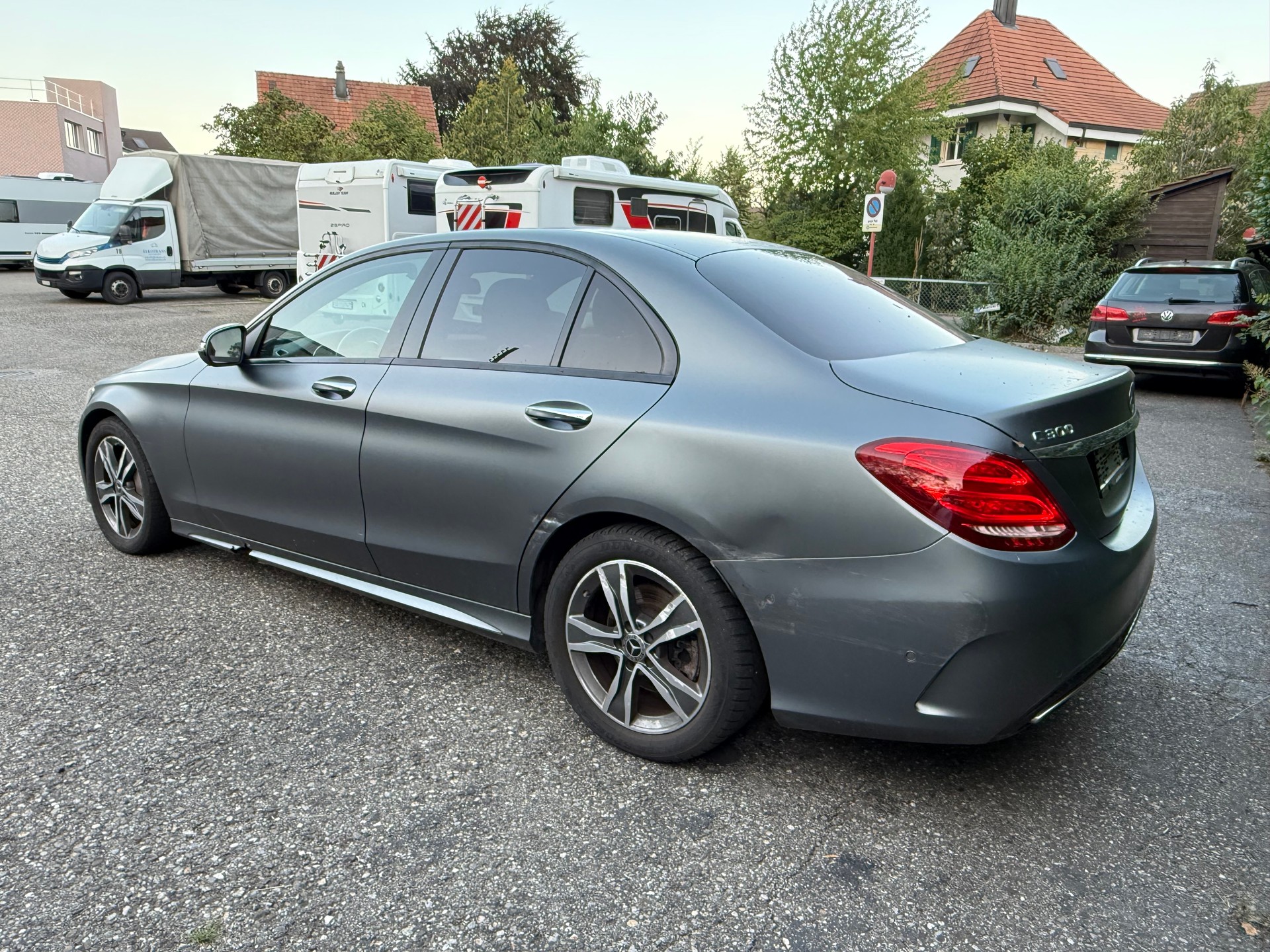 MERCEDES-BENZ C 300 AMG Line 9G-Tronic-image-5