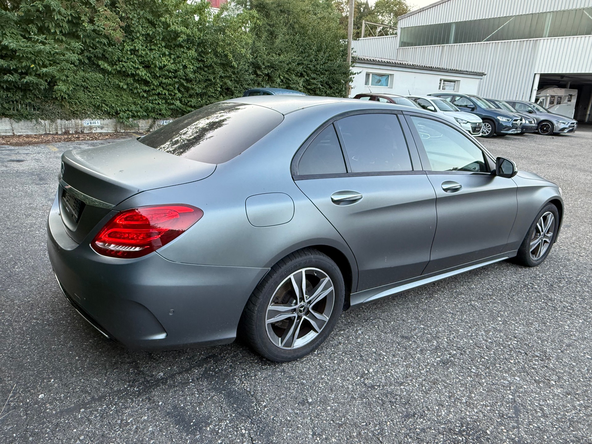 MERCEDES-BENZ C 300 AMG Line 9G-Tronic-image-6