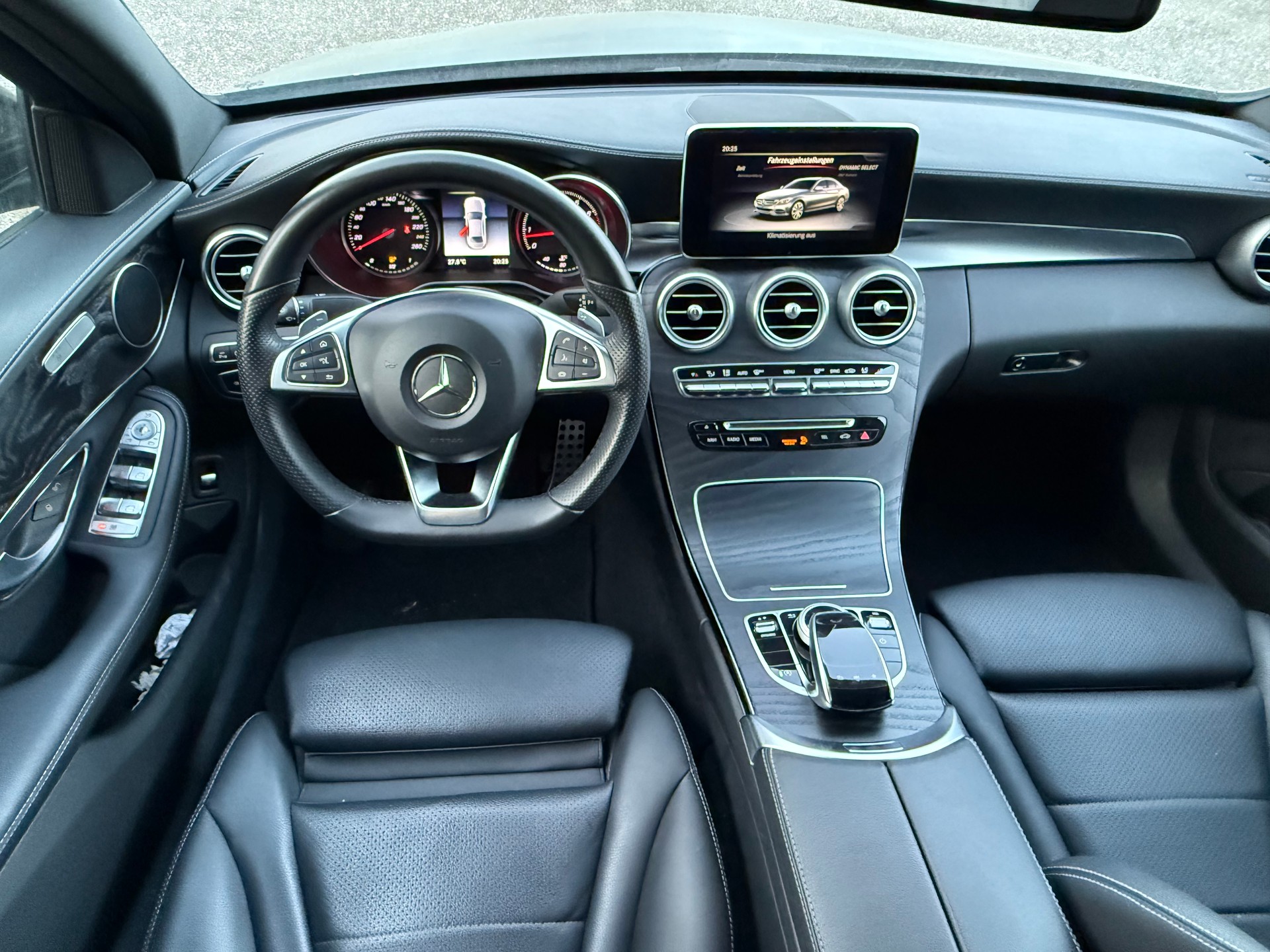 MERCEDES-BENZ C 300 AMG Line 9G-Tronic-image-10