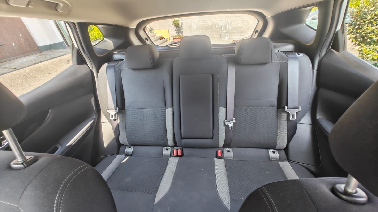NISSAN QASHQAI-image-4