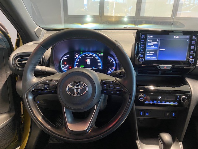 TOYOTA Yaris Cross 1.5 VVT-i HSD Trend AWD-i-image-10