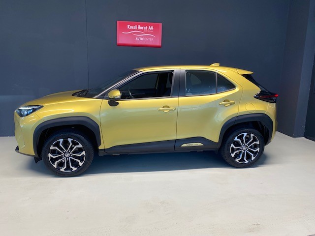 TOYOTA Yaris Cross 1.5 VVT-i HSD Trend AWD-i-image-2