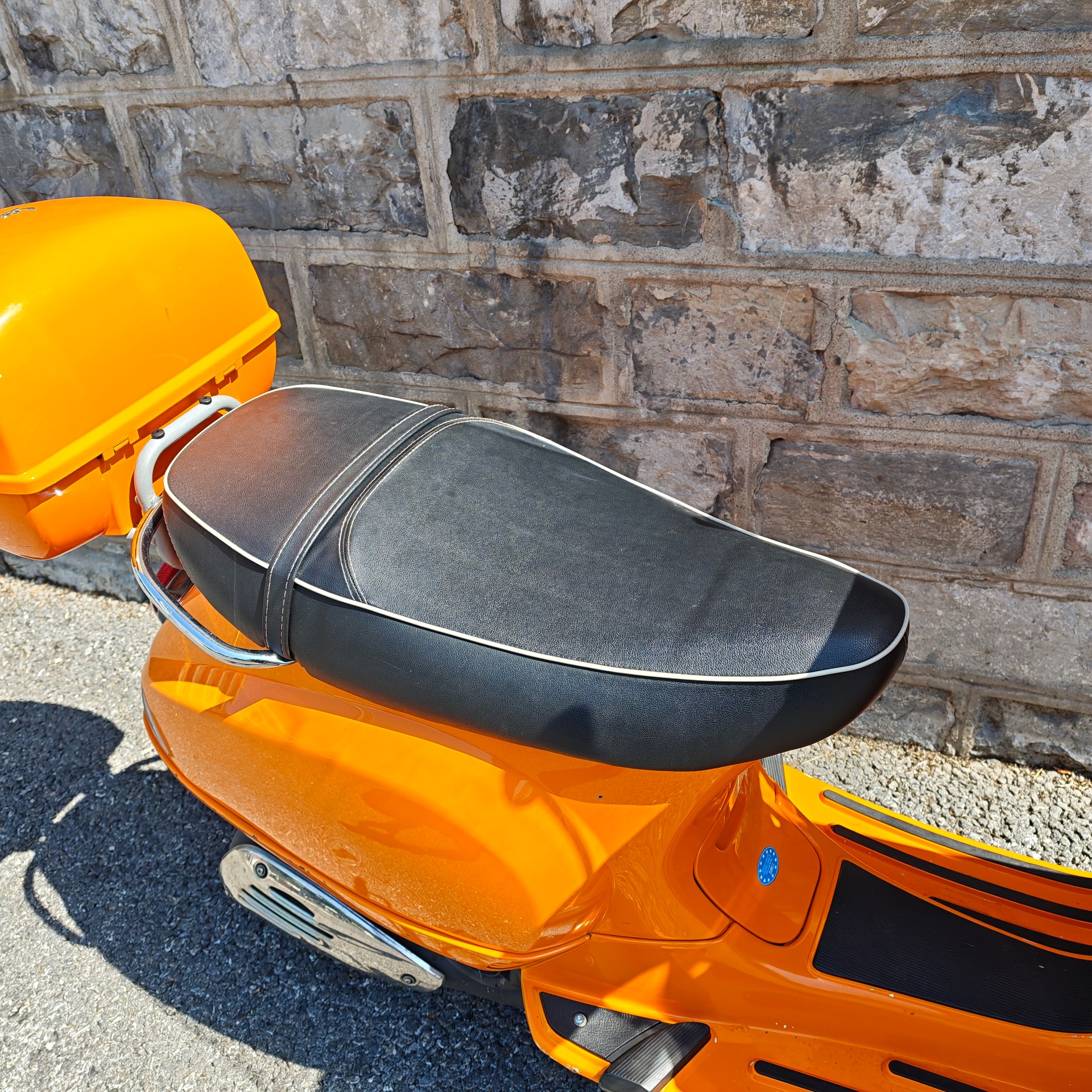 PIAGGIO Vespa 125 LXS-image-6