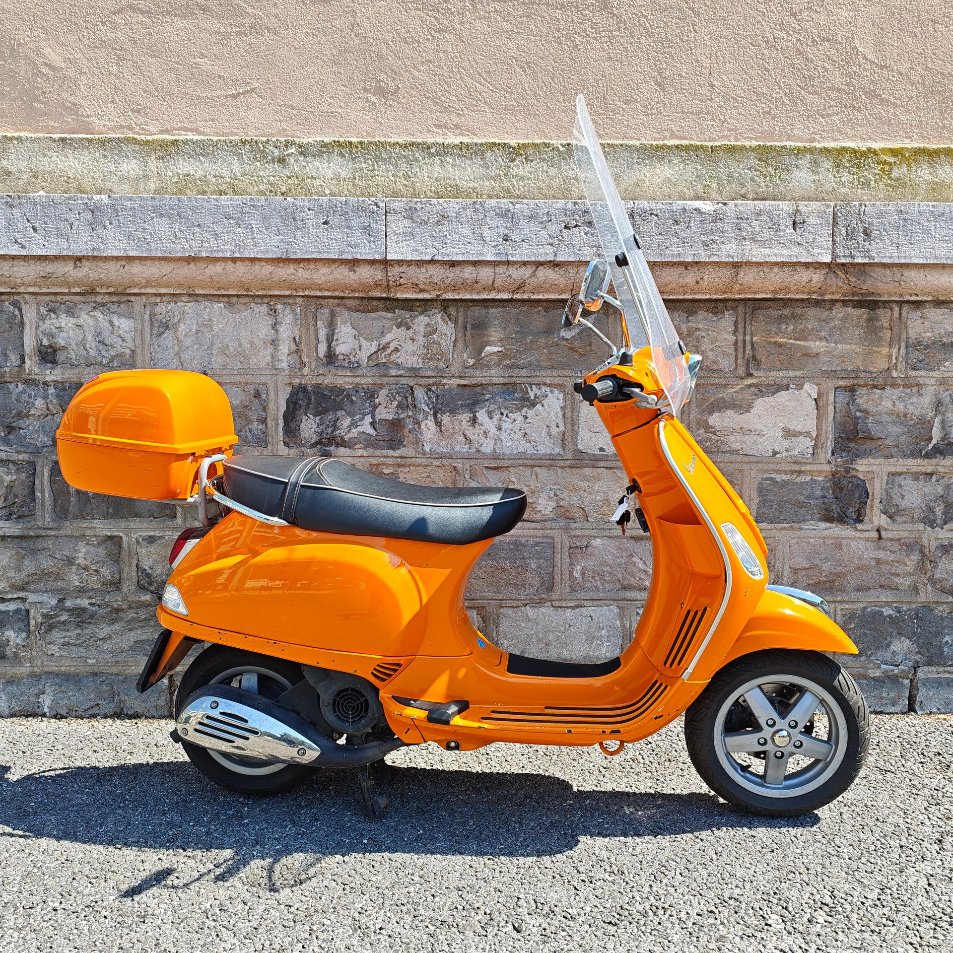 PIAGGIO Vespa 125 LXS-showroom-element-1