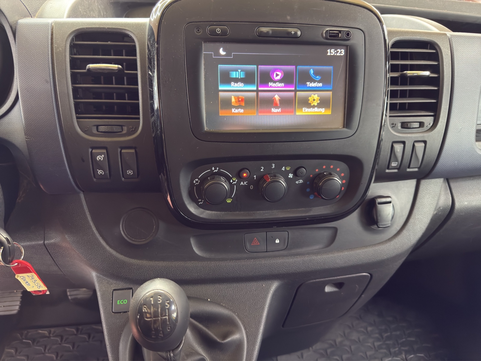 OPEL Vivaro 1.6 BiTurbo CDTI ecoFLEX 2.7t L1H1-image-9