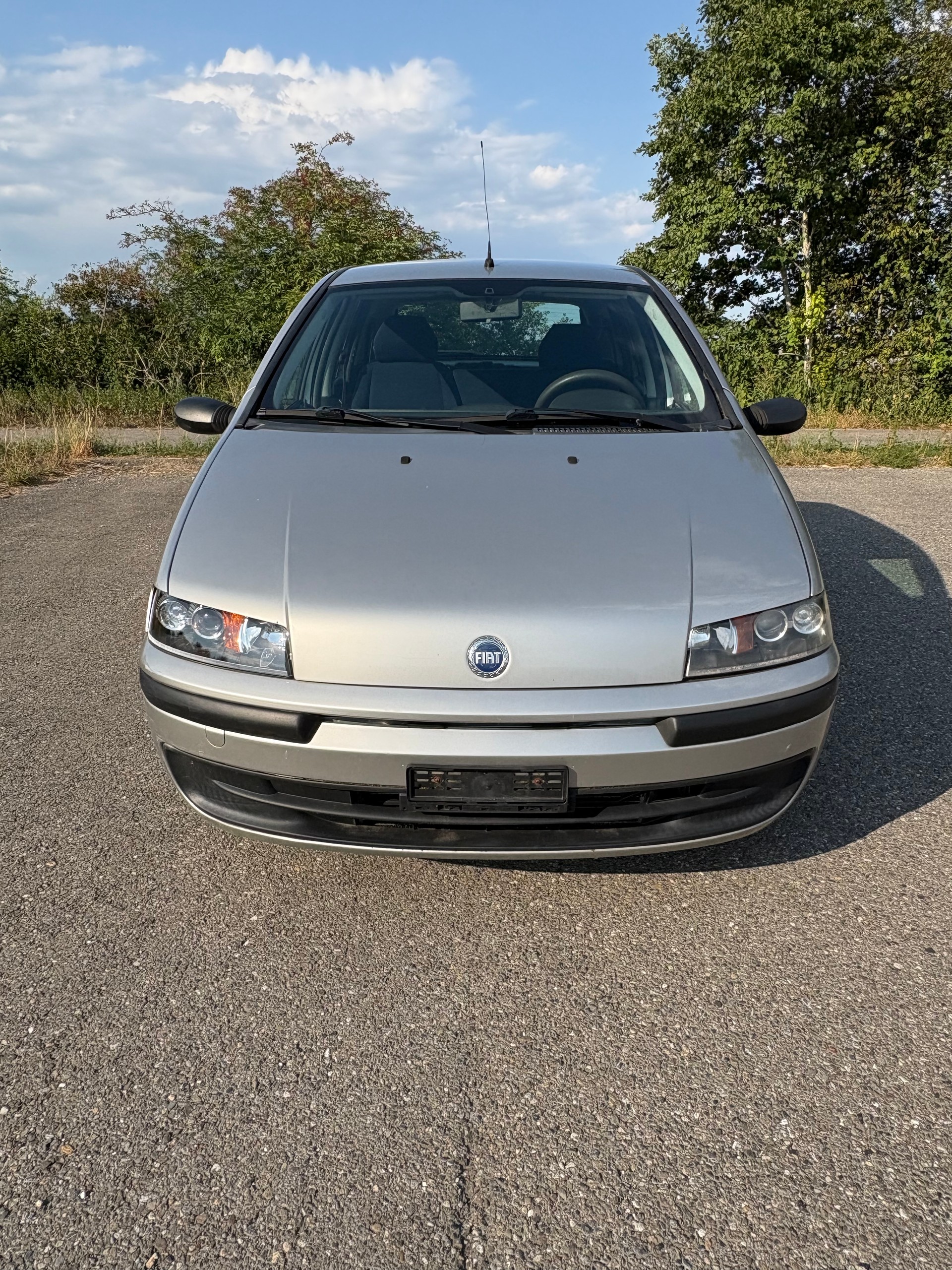 FIAT Punto 1.2 16V ELX Speedgear-image-1