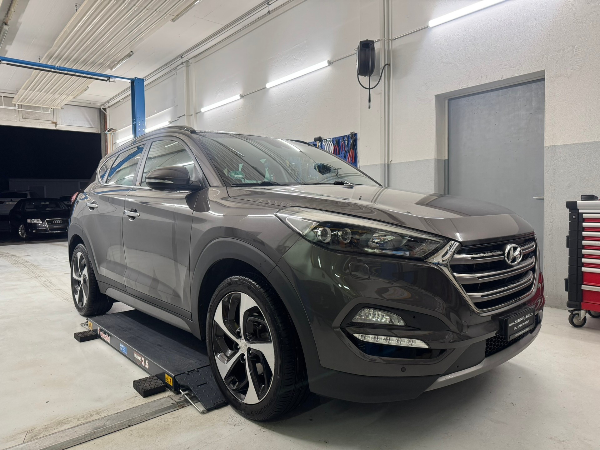 HYUNDAI Tucson 2.0 CRDI Vertex 4WD-image-2