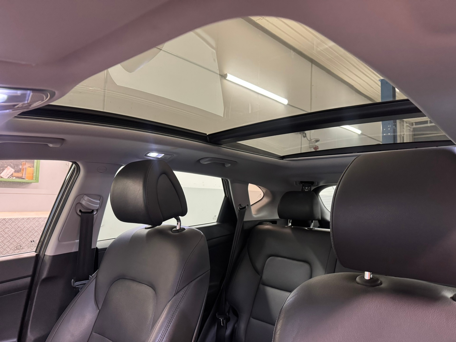 HYUNDAI Tucson 2.0 CRDI Vertex 4WD-image-11