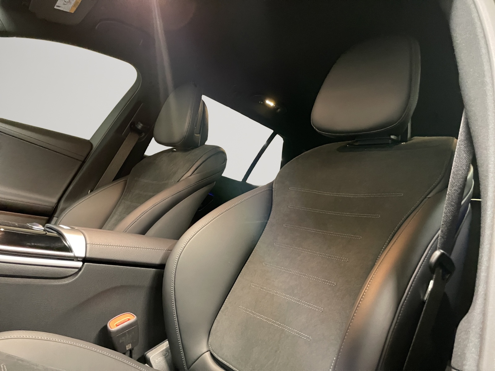 MERCEDES-BENZ C 220 d T 4 Matic Swiss Star-image-11