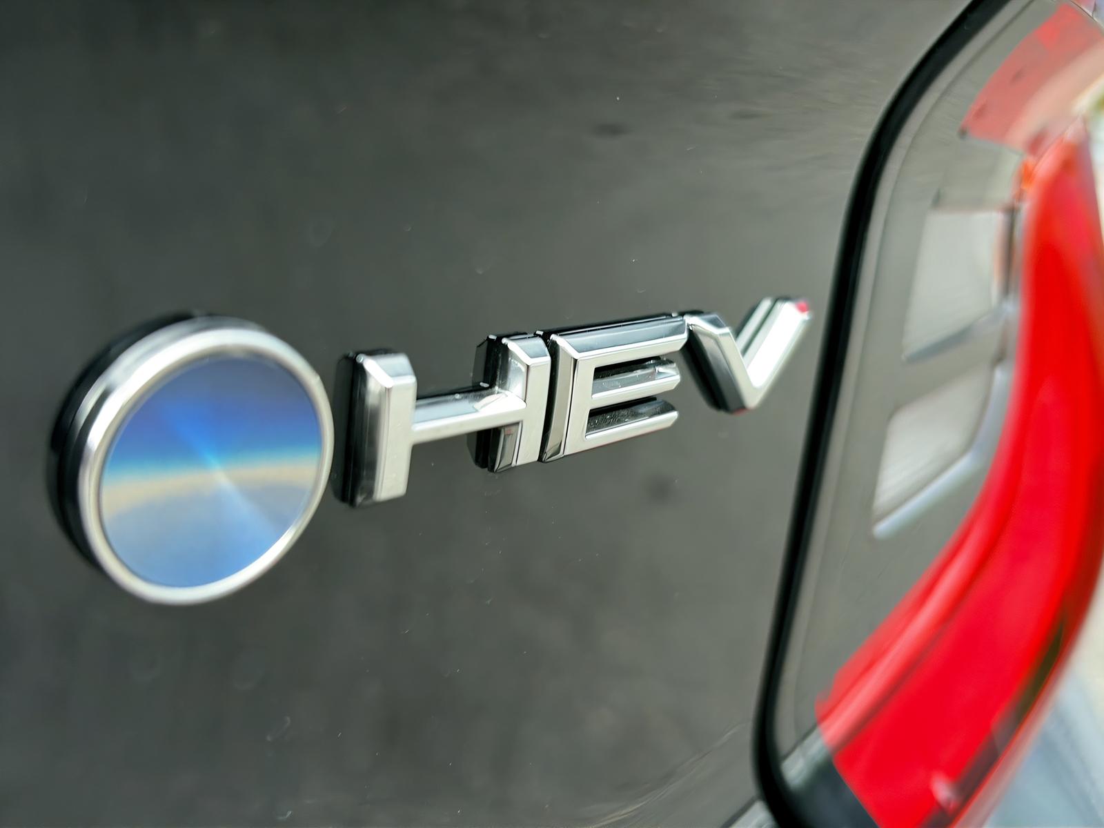 TOYOTA Yaris 1.5 VVT-i HSD Trend-image-8