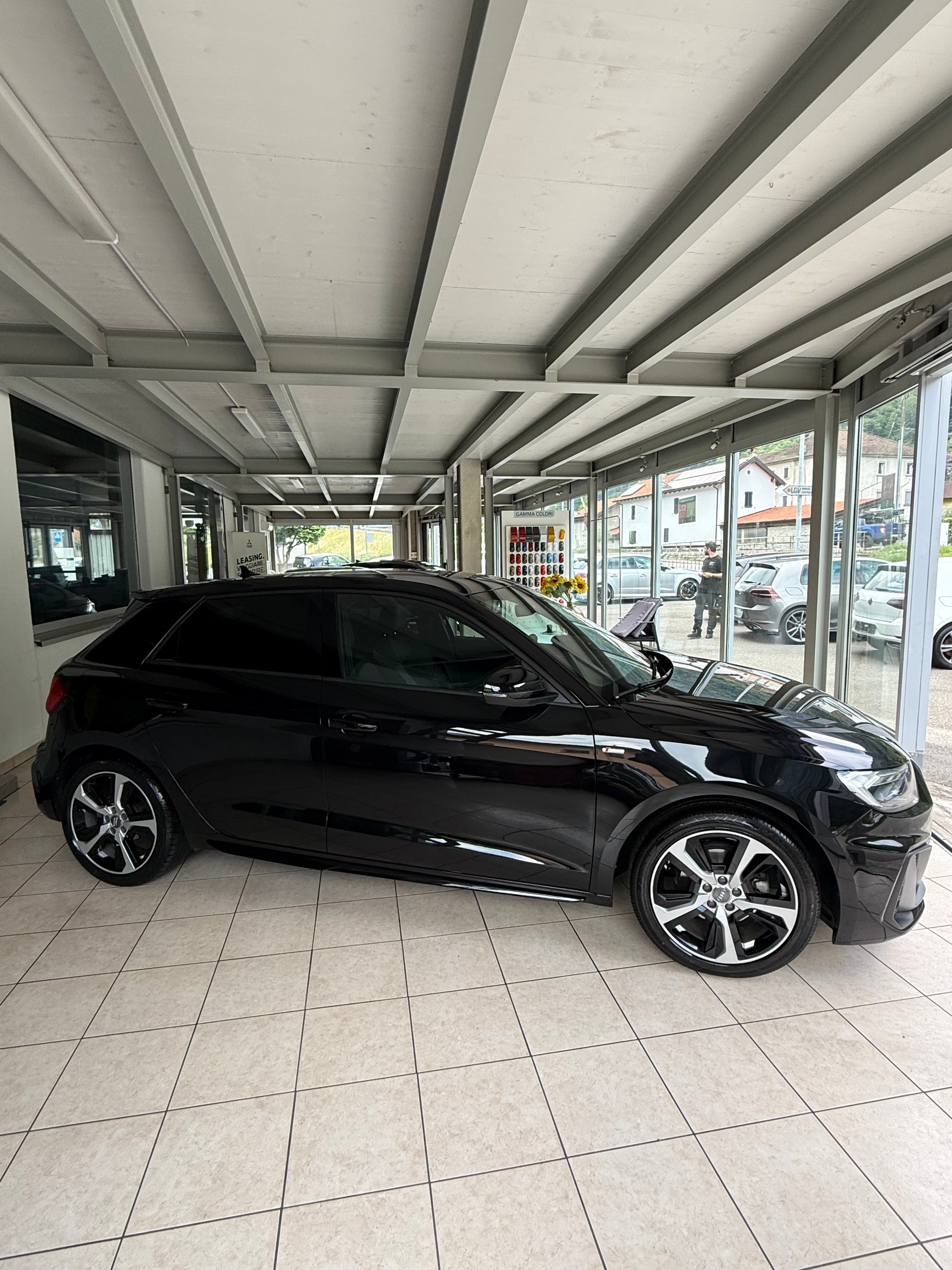 AUDI A1 Sportback 35 TFSI S Line S-tronic-image-6