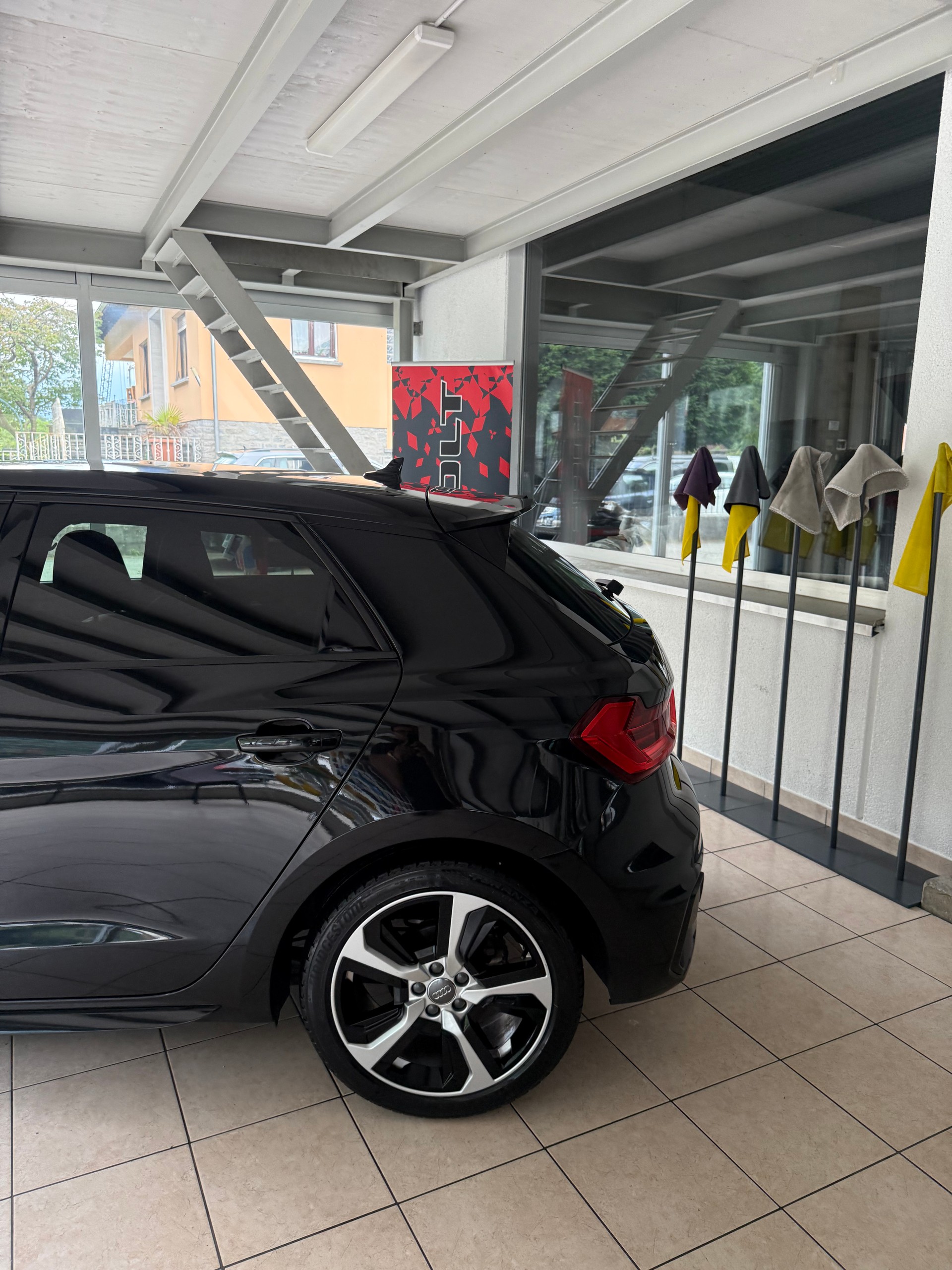 AUDI A1 Sportback 35 TFSI S Line S-tronic-image-3