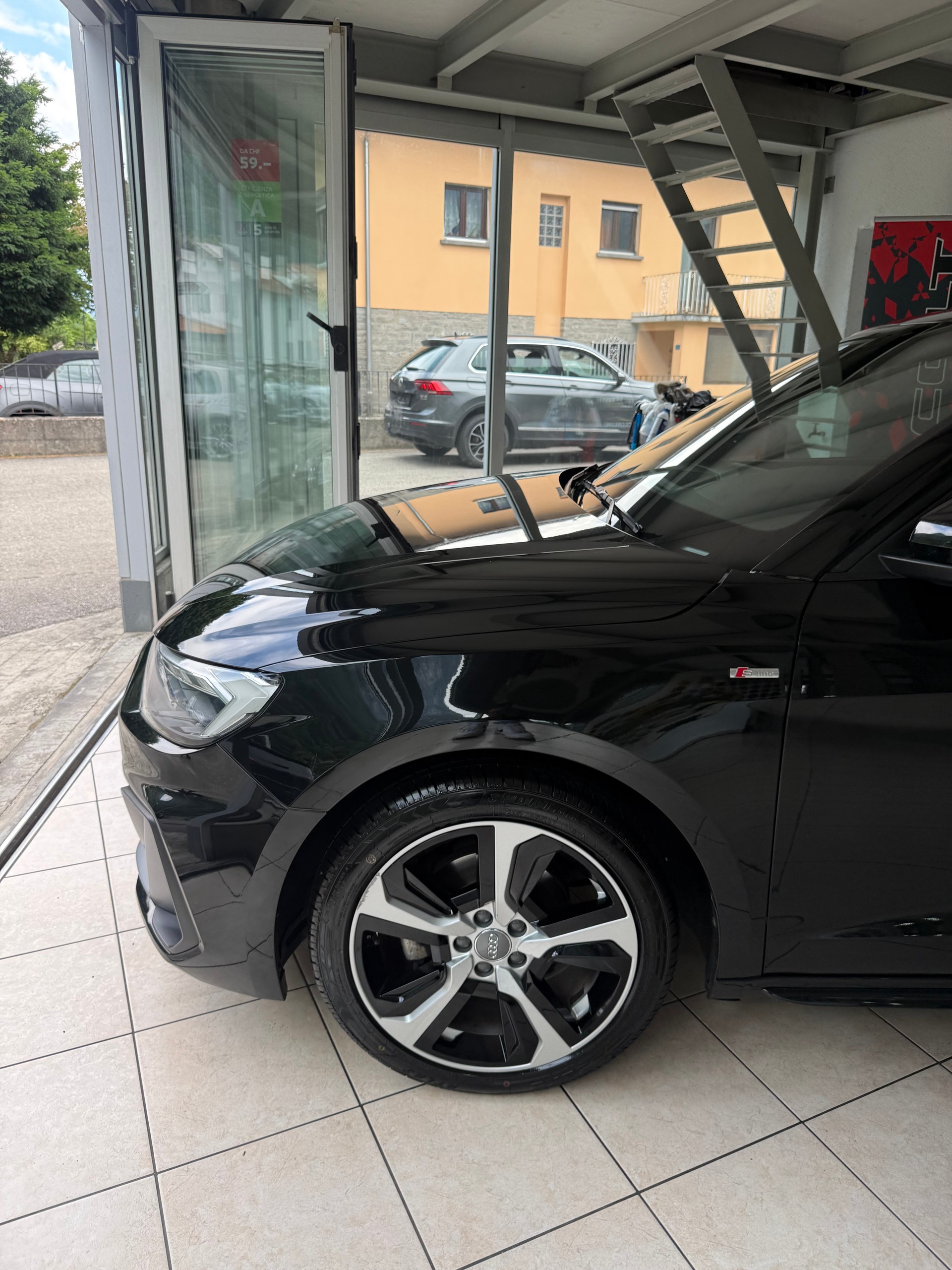 AUDI A1 Sportback 35 TFSI S Line S-tronic-image-1