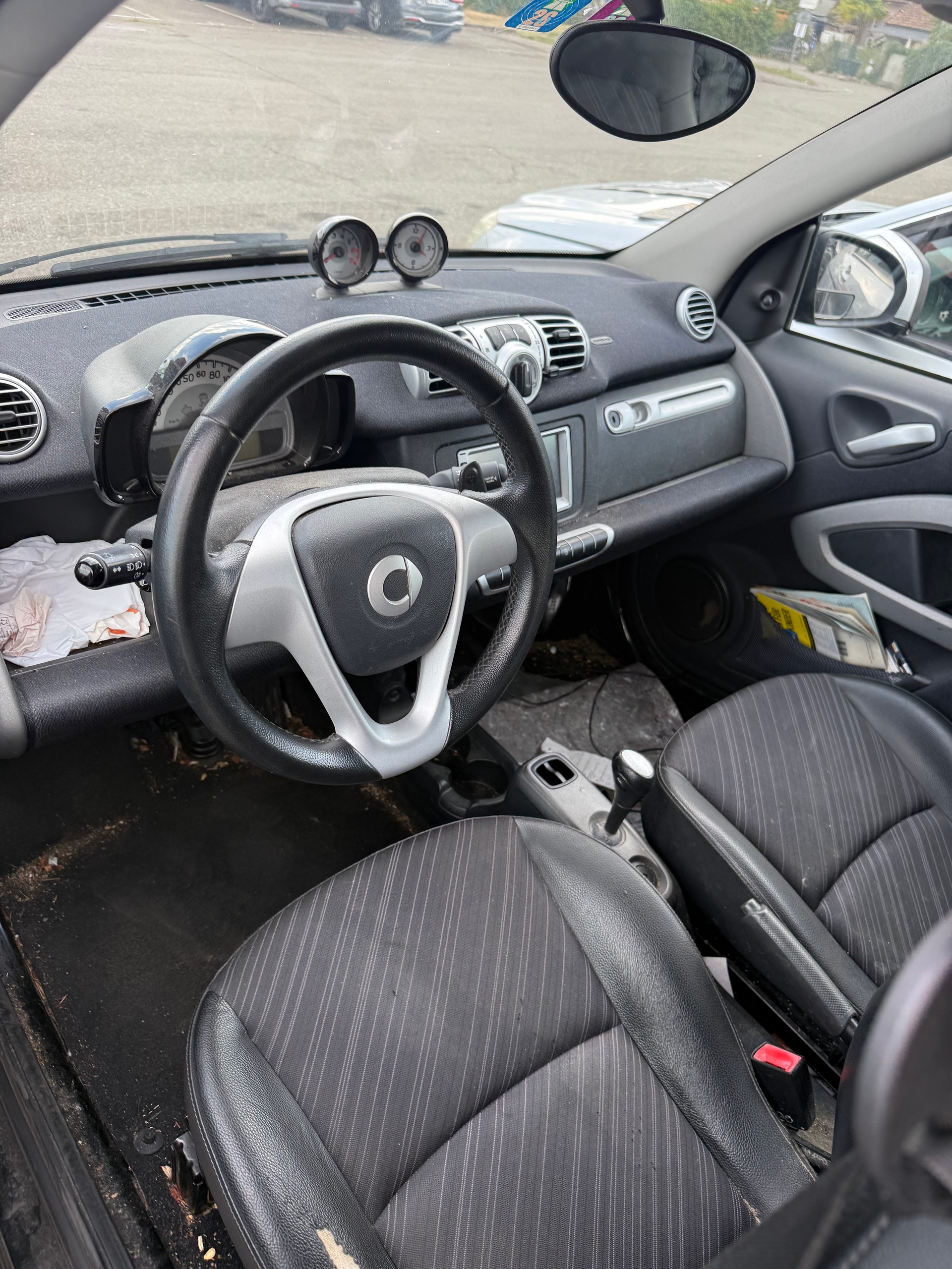 SMART FORTWO-image-6