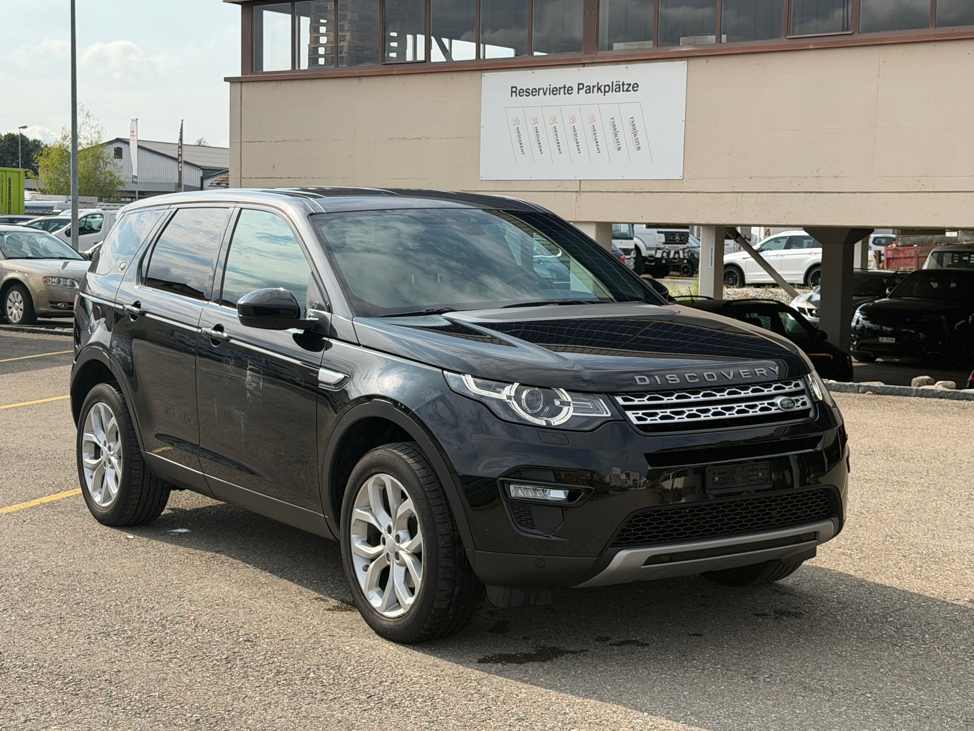 LAND ROVER Discovery Sport 2.0 TD4 Pure AT9-image-1