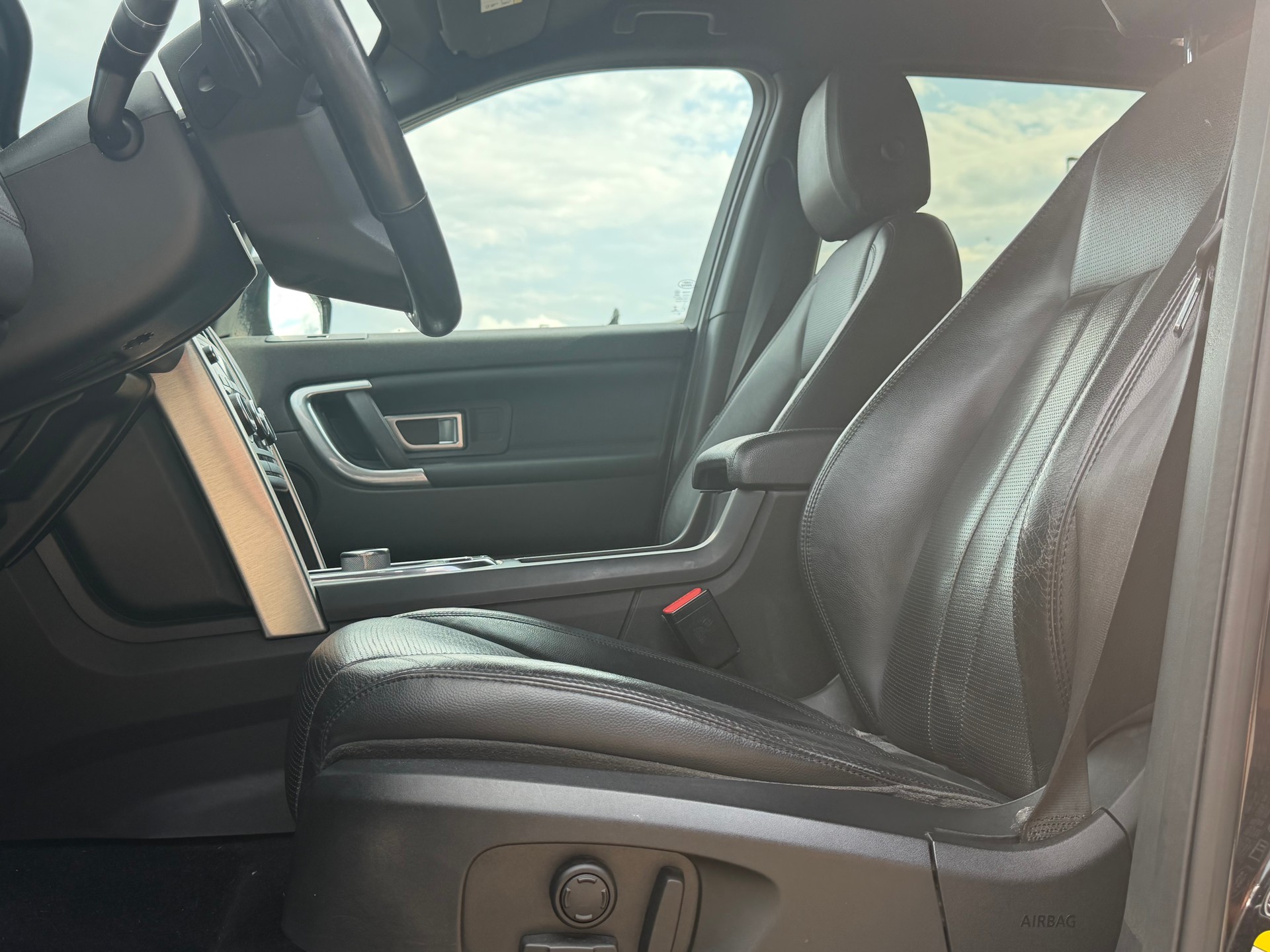 LAND ROVER Discovery Sport 2.0 TD4 Pure AT9-image-6