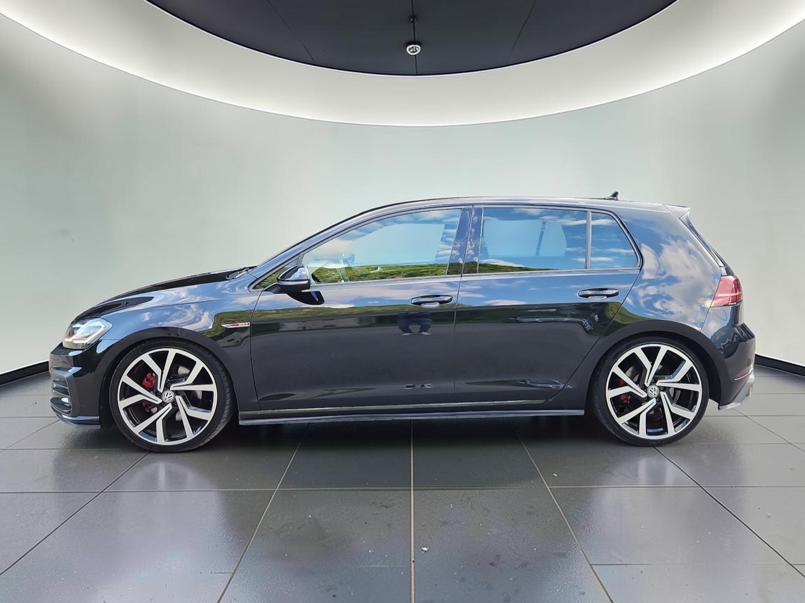 VW Golf 2.0 TSI GTI DSG-image-7