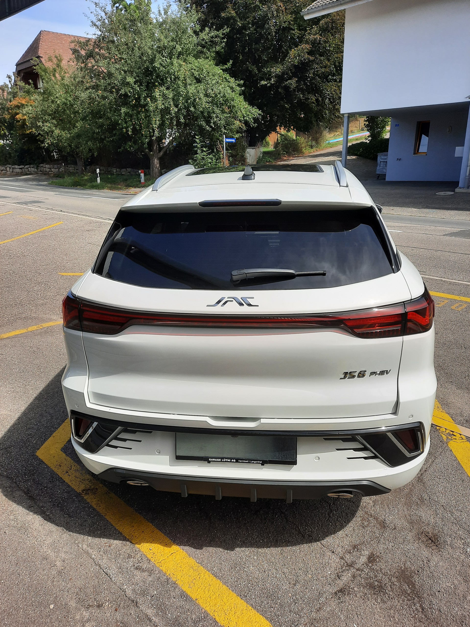 JAC JS6 1.5 PHEV-image-5