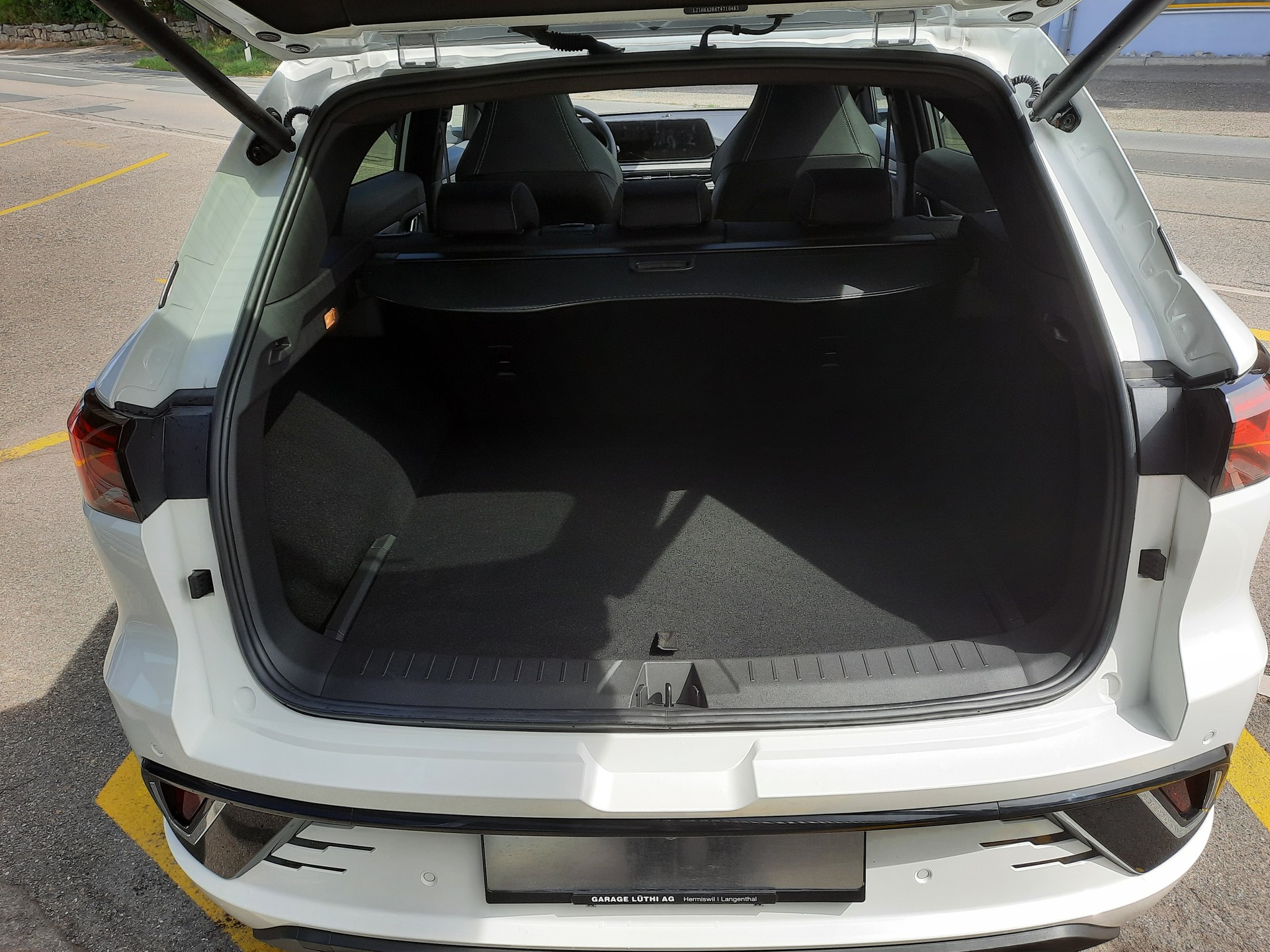 JAC JS6 1.5 PHEV-image-6