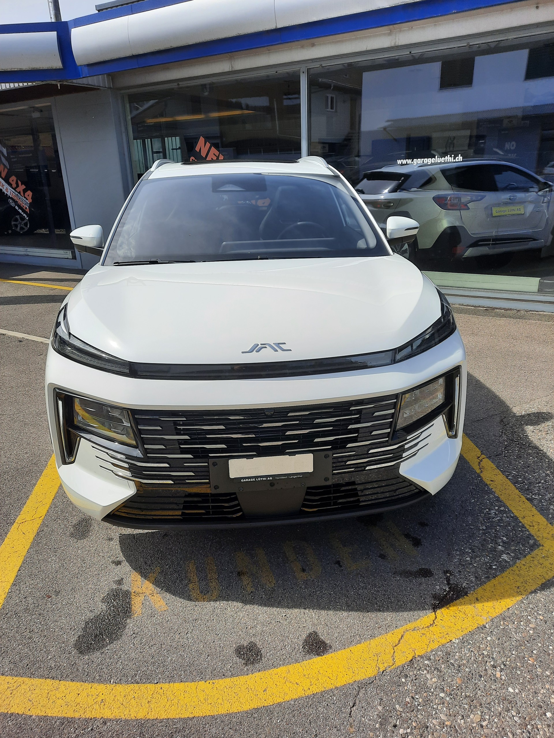 JAC JS6 1.5 PHEV-image-2