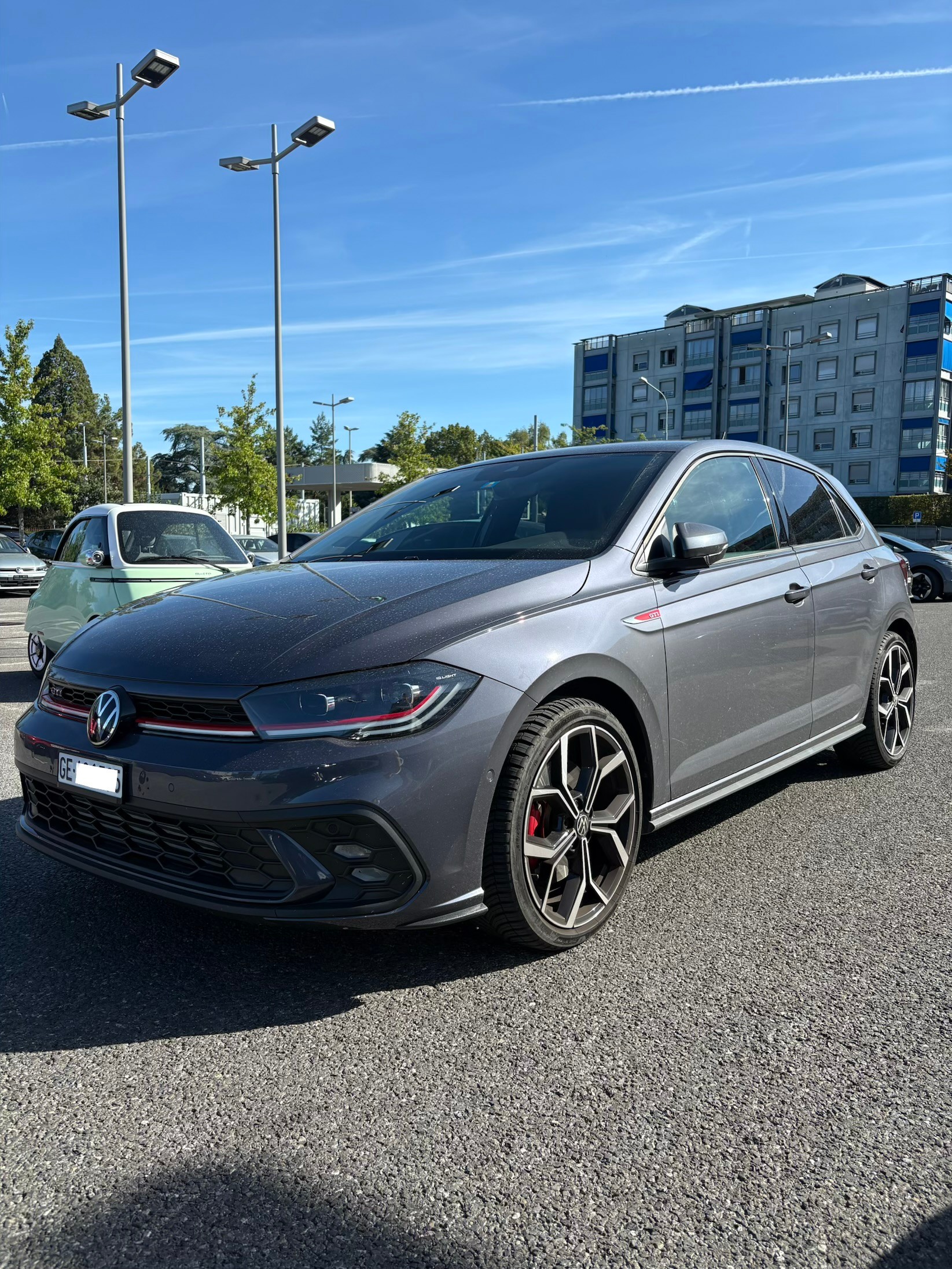 VW GTI-image-0